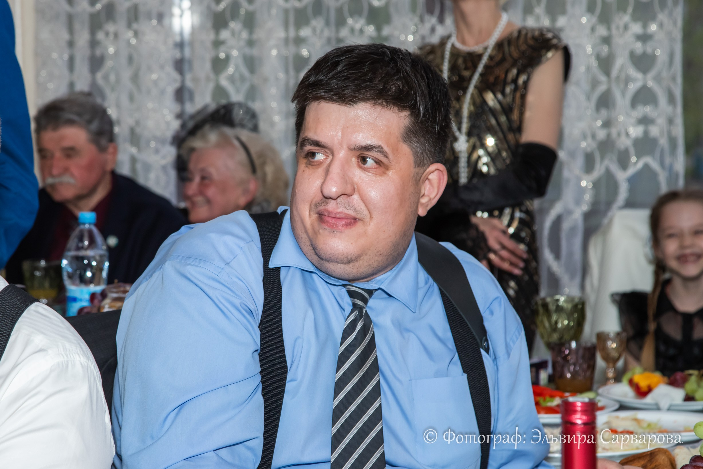 Гангстерская вечеринка в стиле 1920-х. Репортажный Фотограф