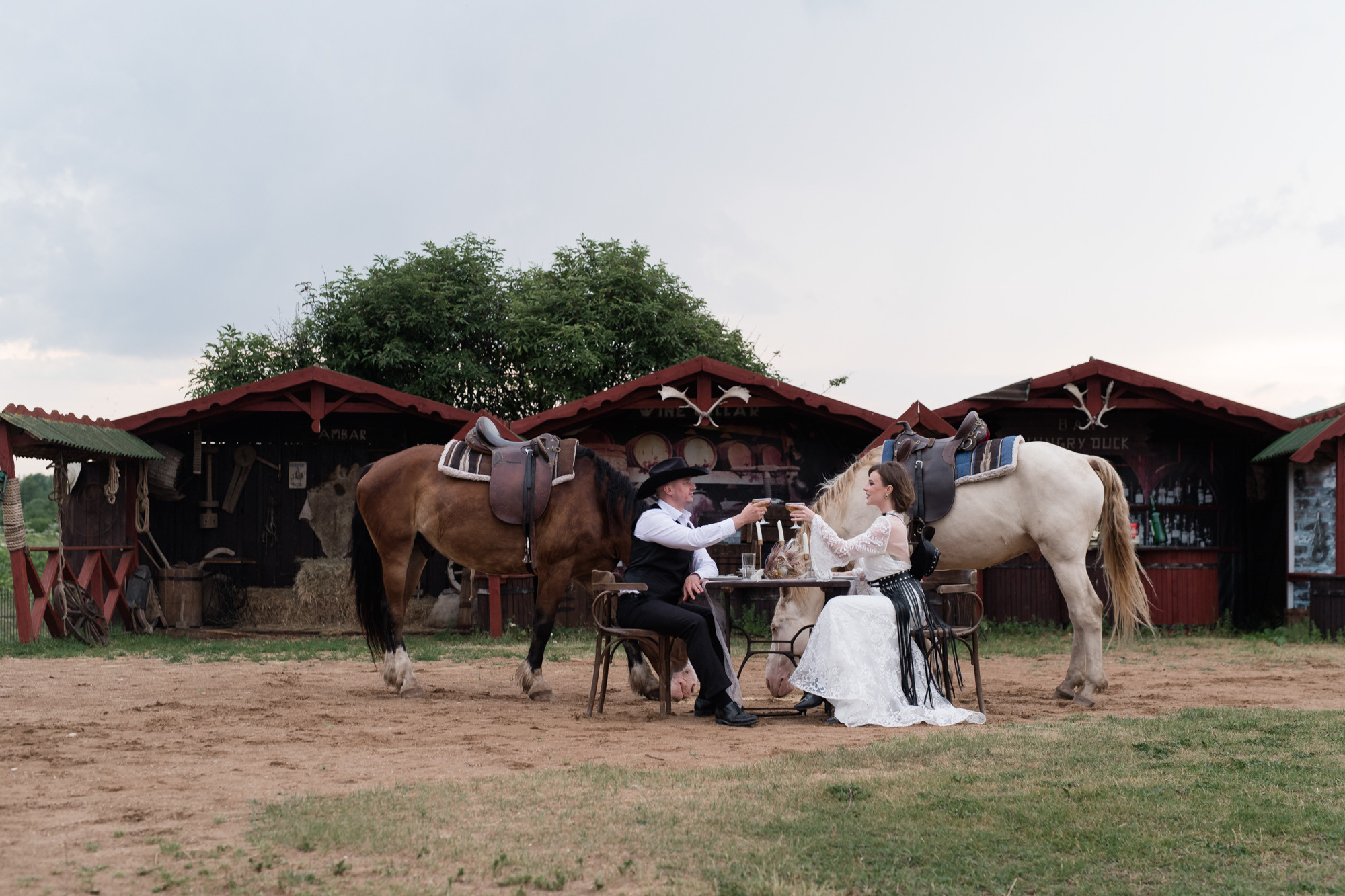 Свадьба в Аванпост | Конное ранчо. Семейный и контент фотограф