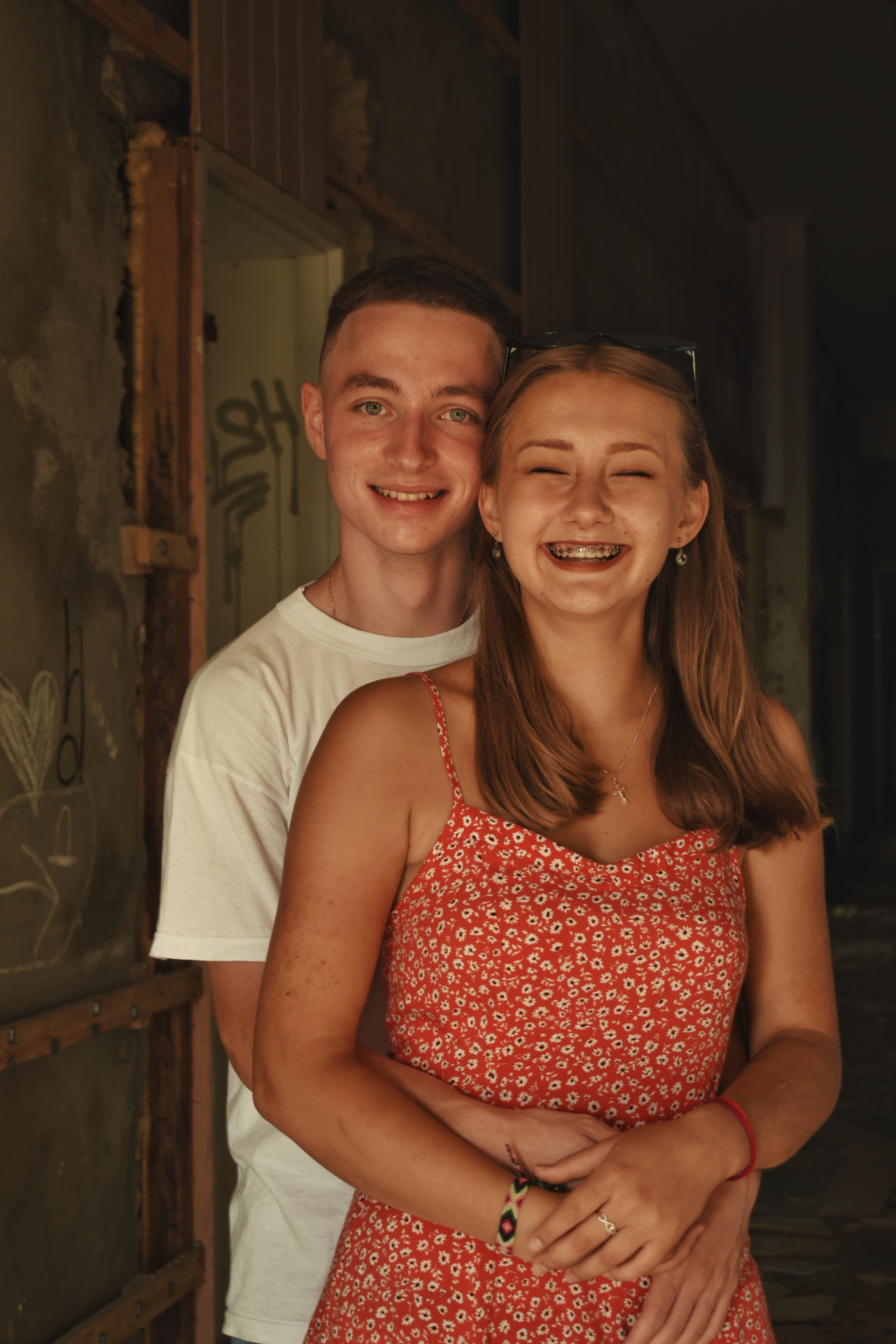 Александр и Екатерина. Фотограф-ретушер в Крыму Юля Лобурец