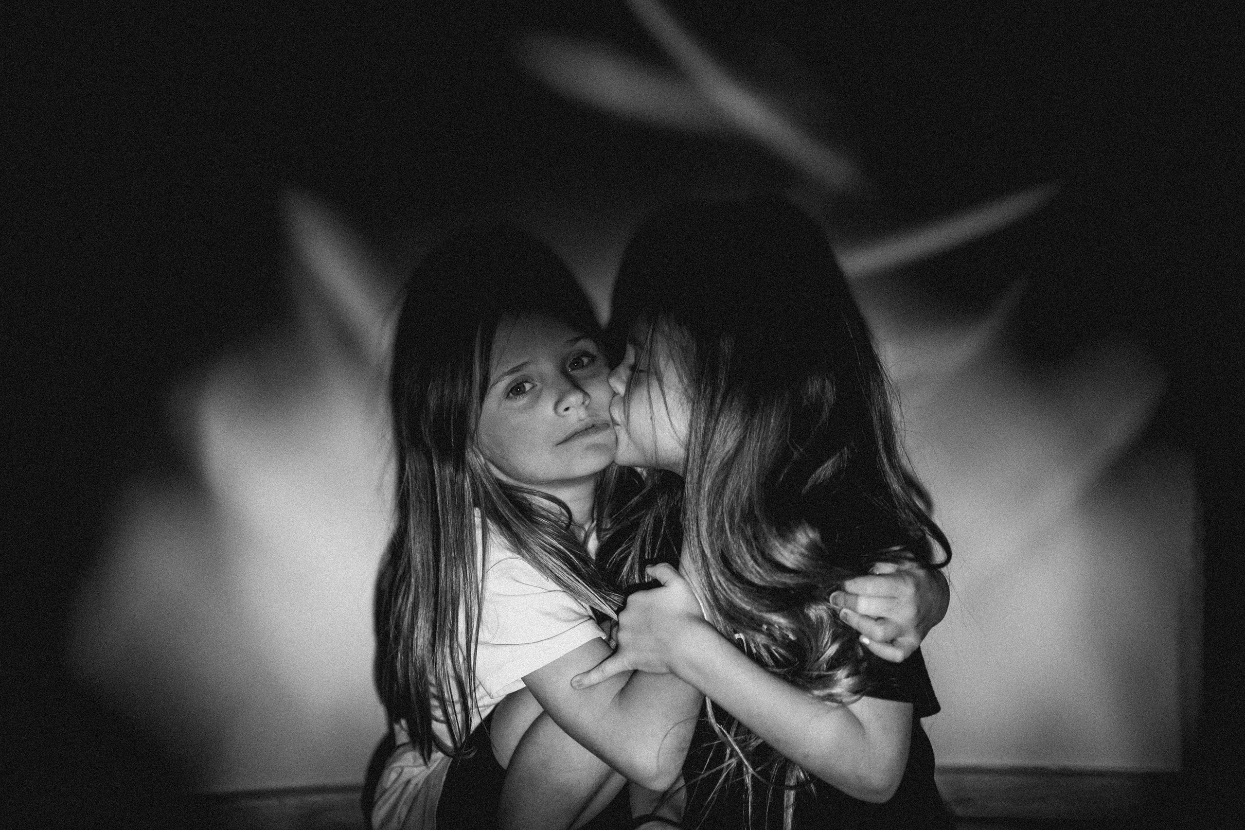 Малышки Нина и Аврора. Фотограф Наталья Гончарова. Снимаю живые портреты в Алматы