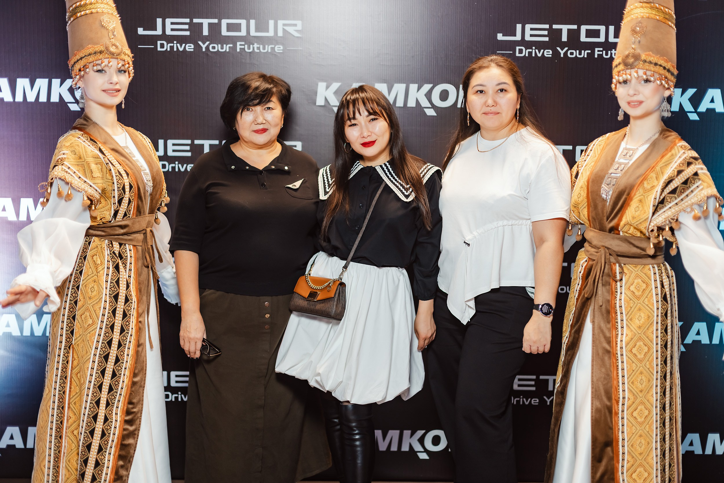 Открытие Jetour. Кипятком Павлодар