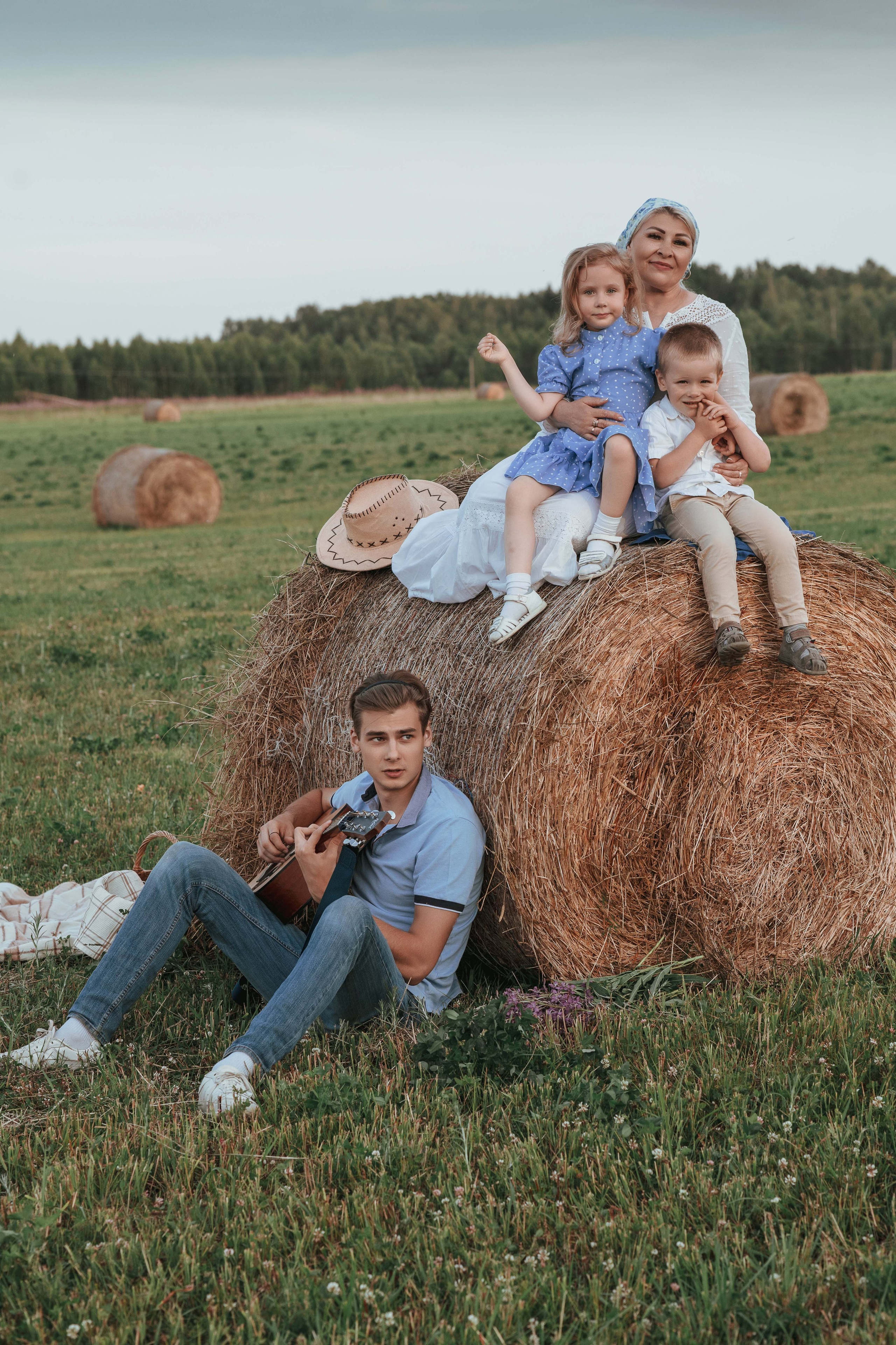 Прогулка в поле. Фотограф в Москве Мухина Ирина