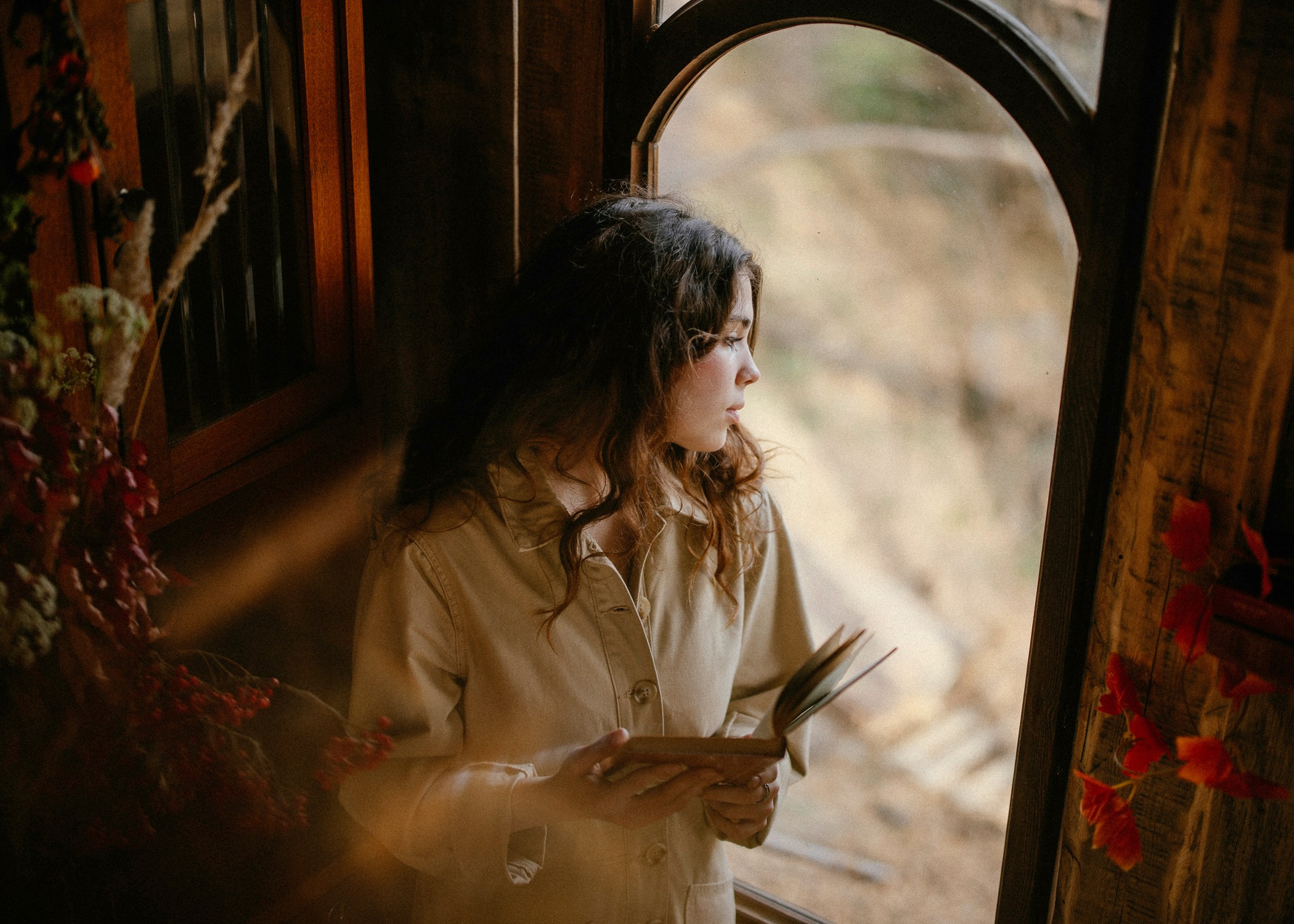 Домик на Дереве с Сеновалом — Локация в стиле Бохо/Прованс для волшебных фотосессий в Екатеринбурге. Фотостудия «Зачарованный Сад» в 20 минутах от центра Екатеринбурга