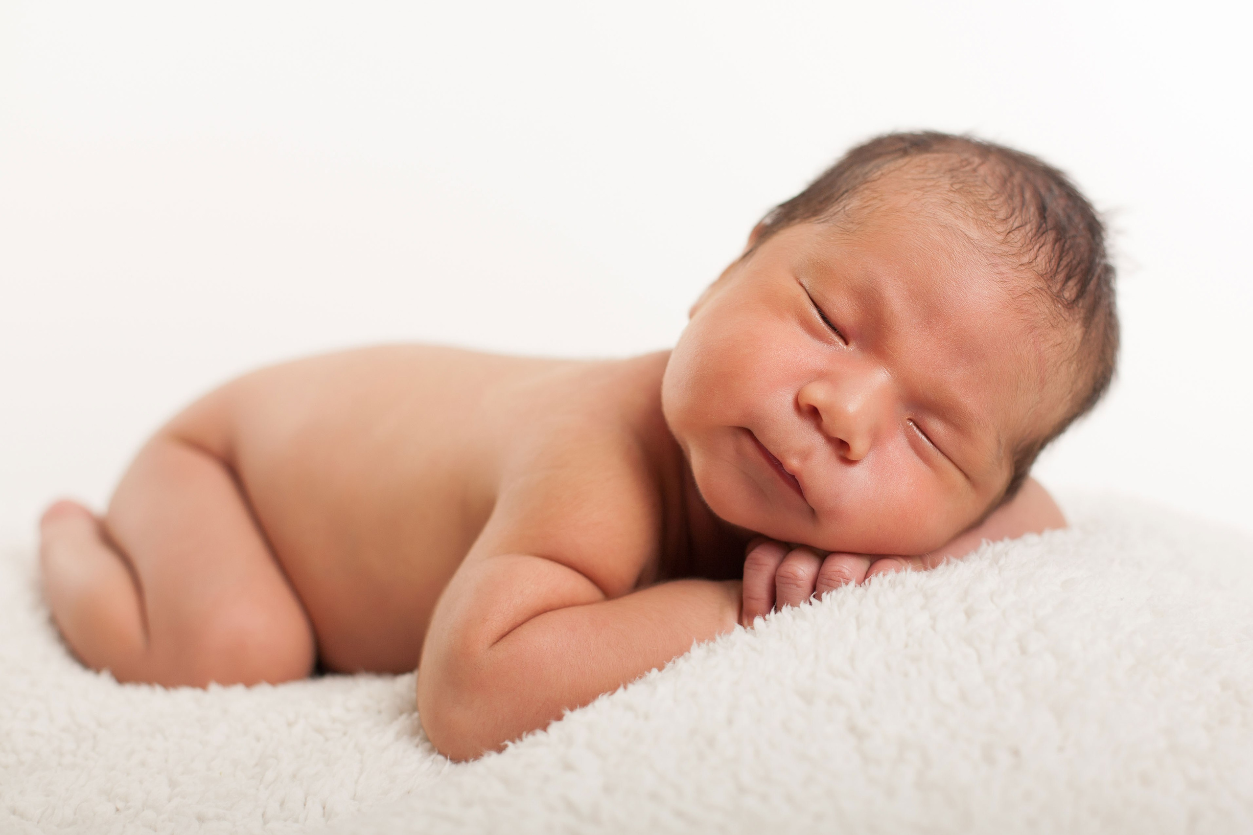 Новорожденные и младенцы. Фотостудия Алматы. Фотосъемка Алматы. Фотосессия Алматы. Фотокурсы. Обучение фотографии. Аренда студии