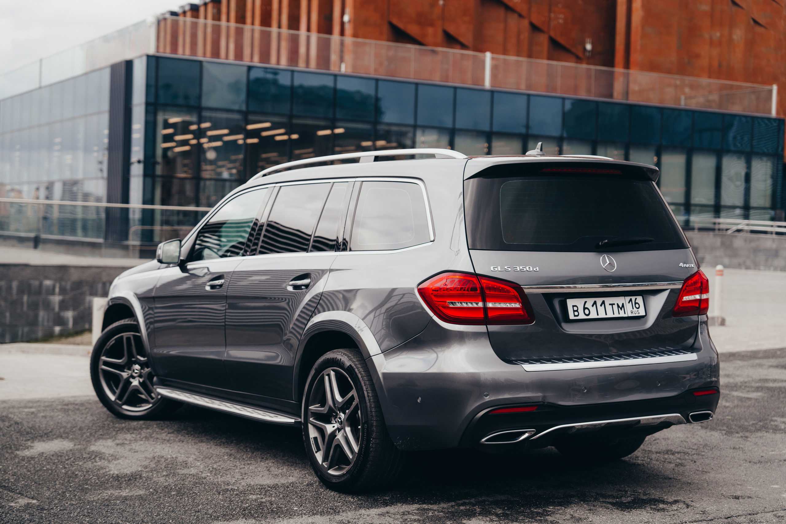 Mercedes-Benz GLS-Class 350 d. Идеальные портреты для соцсетей — Фотограф Ленар