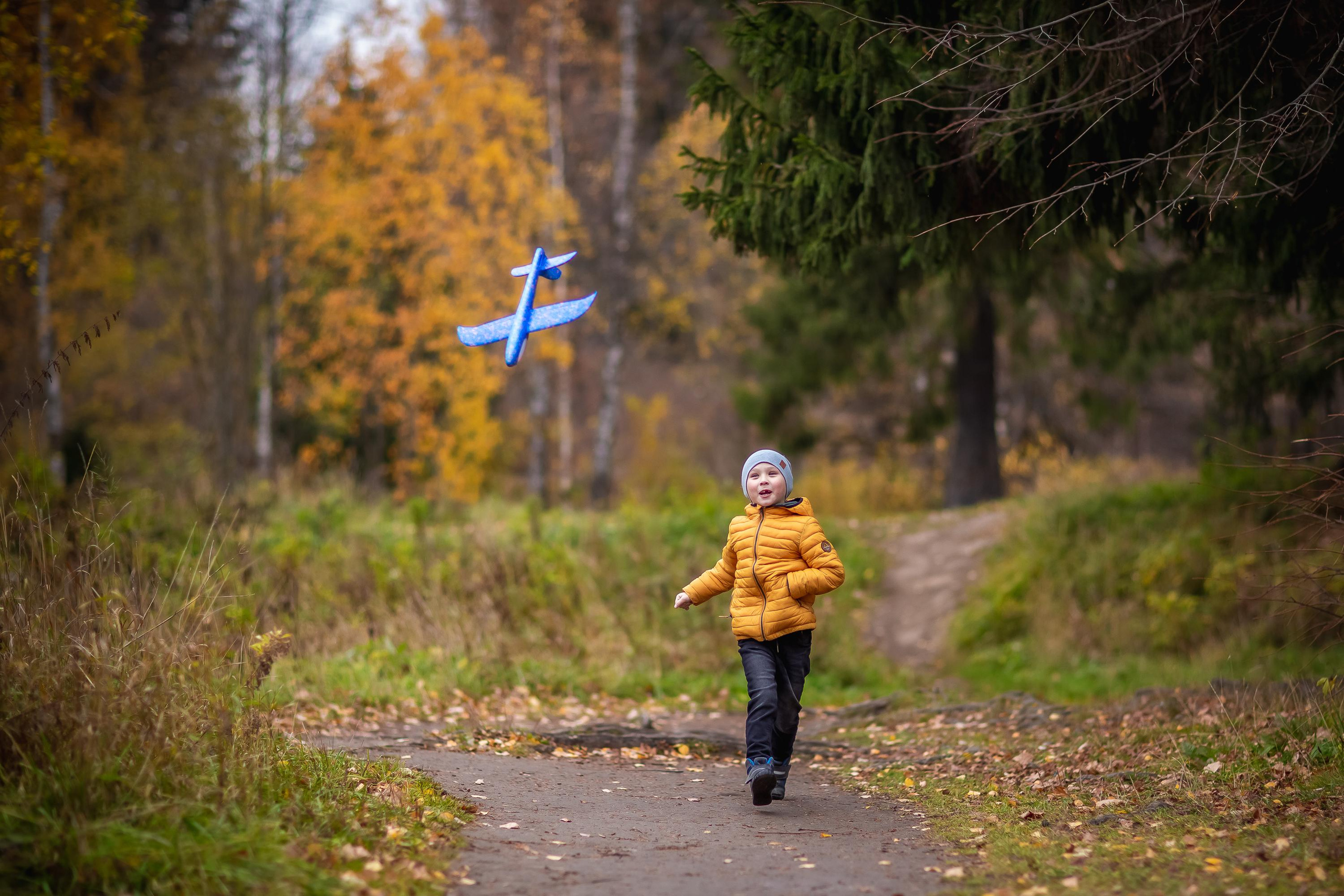 Осенняя съемка Олег и Дениска в Шуваловском парке. Репортажный, семейный, свадебный фотограф Санкт-Петербург Ольга Лесюк
