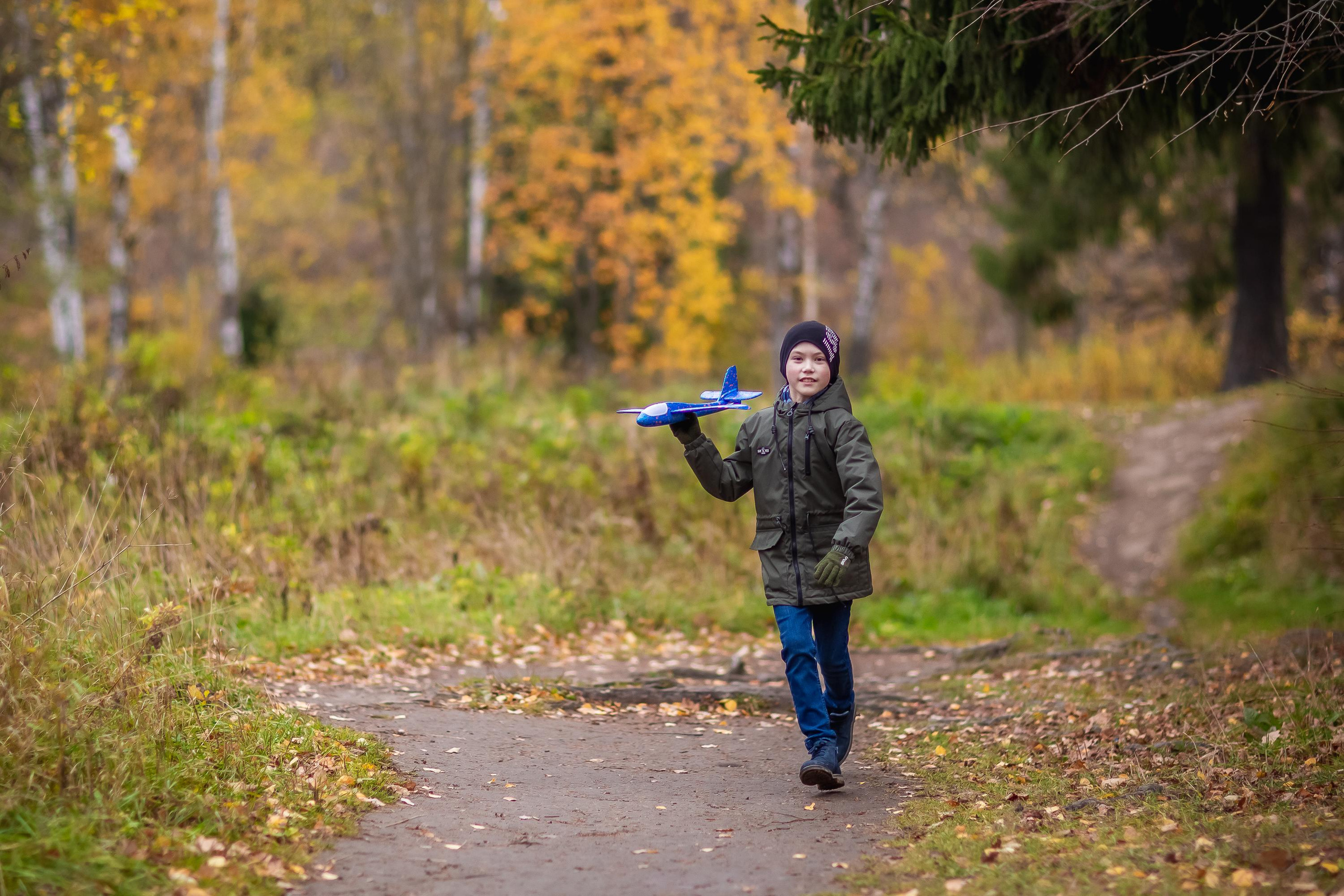 Осенняя съемка Олег и Дениска в Шуваловском парке. Репортажный, семейный, свадебный фотограф Санкт-Петербург Ольга Лесюк