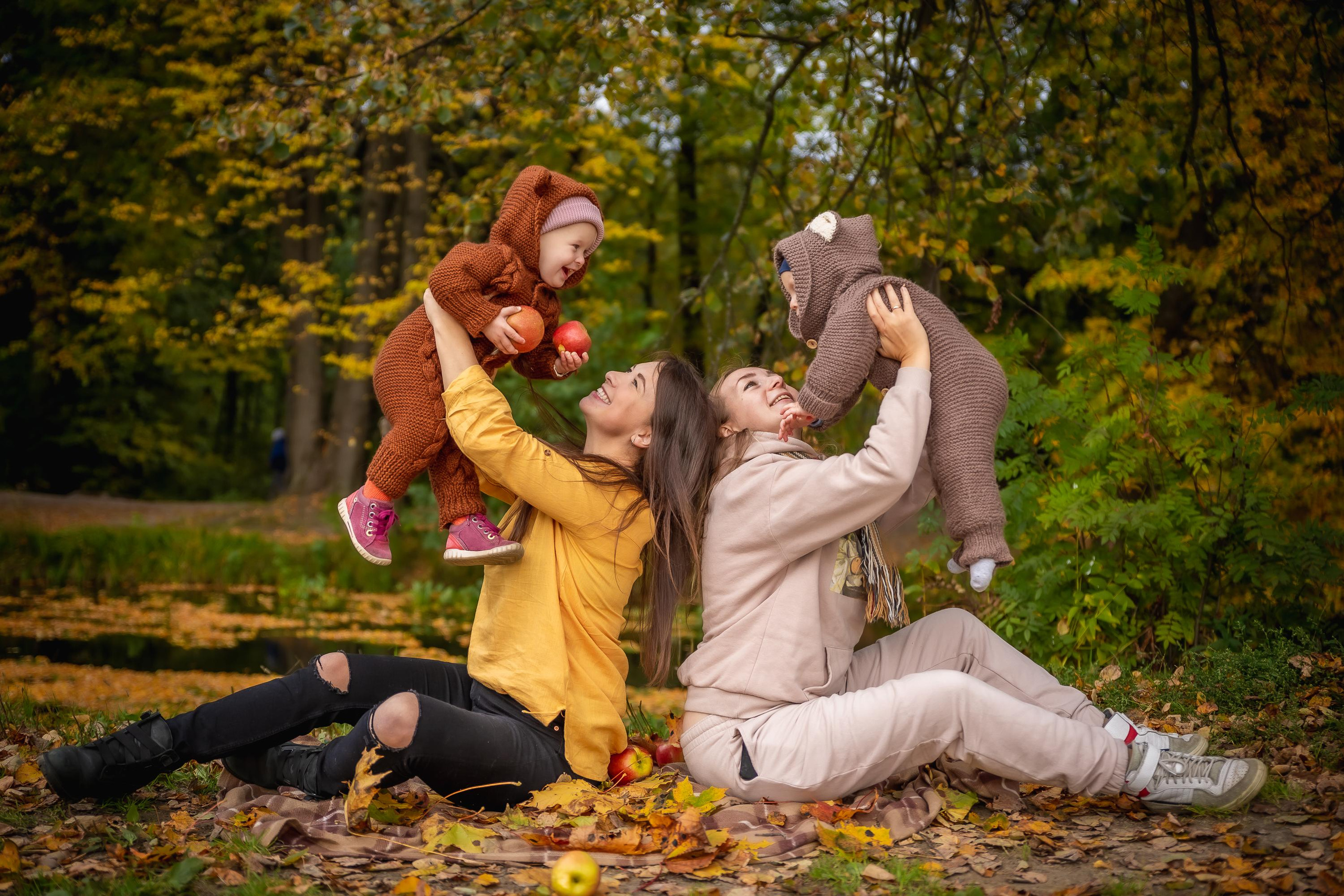 Осенняя съемка малышей в парке. Репортажный, семейный, свадебный фотограф Санкт-Петербург Ольга Лесюк