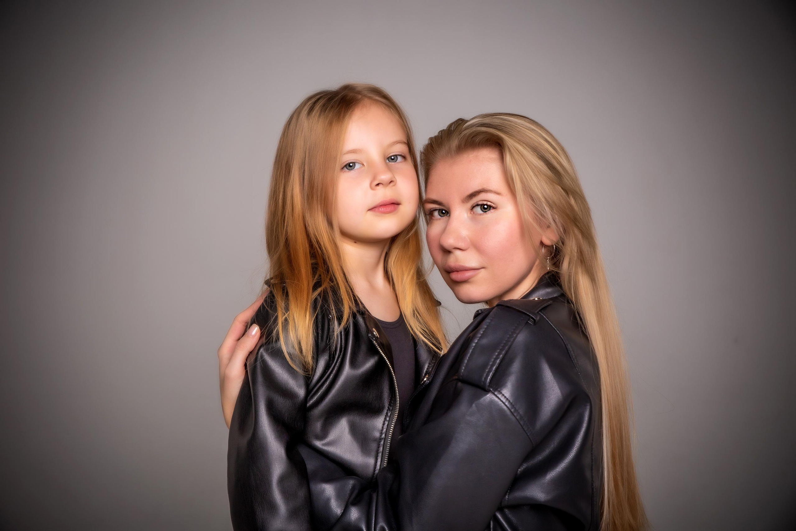 Юля и Эмилия. Репортажный, семейный, свадебный фотограф Санкт-Петербург Ольга Лесюк