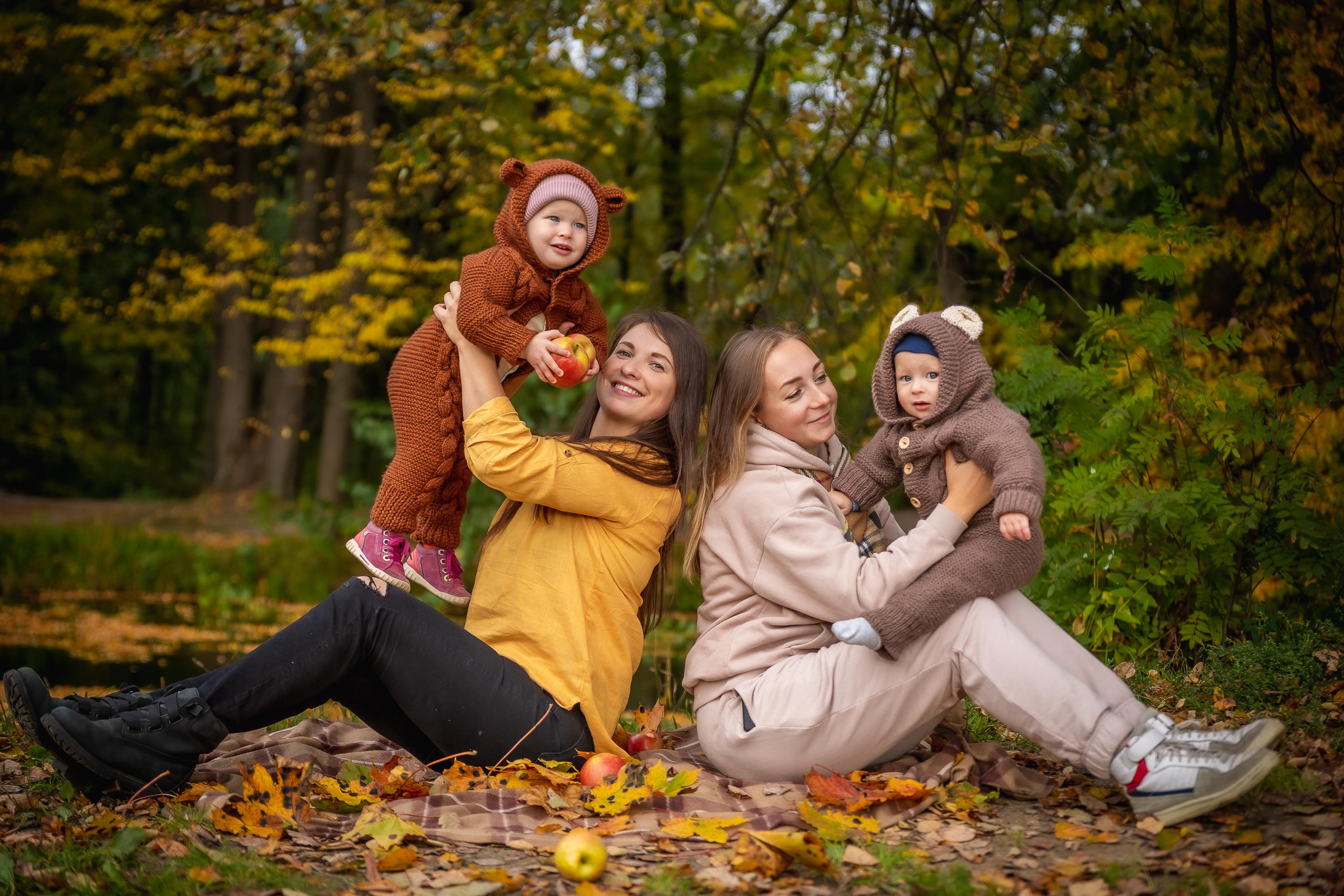 Осенняя съемка малышей в парке. Репортажный, семейный, свадебный фотограф Санкт-Петербург Ольга Лесюк