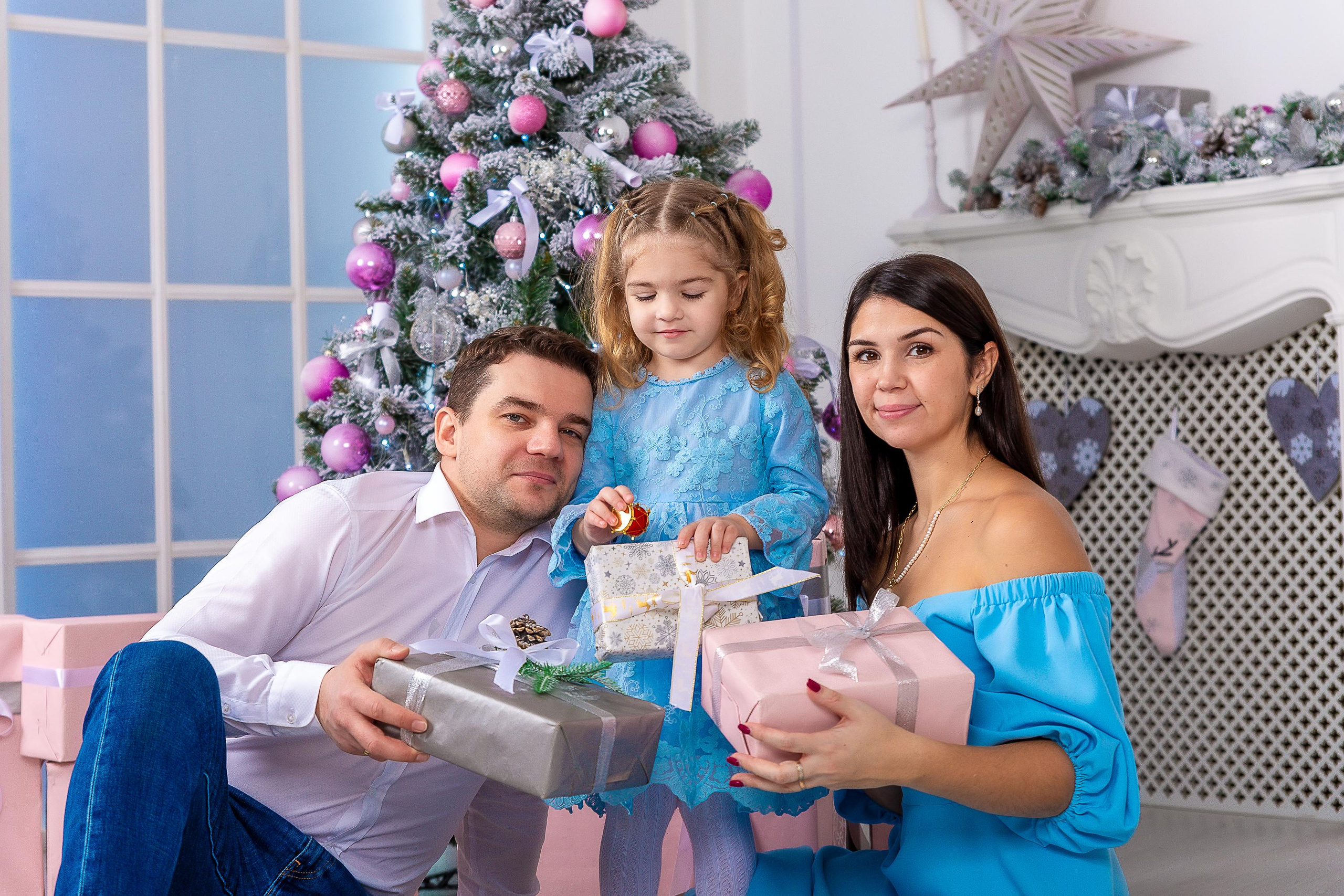 Новогодняя семейная съемка Олфи фотостудия. Репортажный, семейный, свадебный фотограф Санкт-Петербург Ольга Лесюк