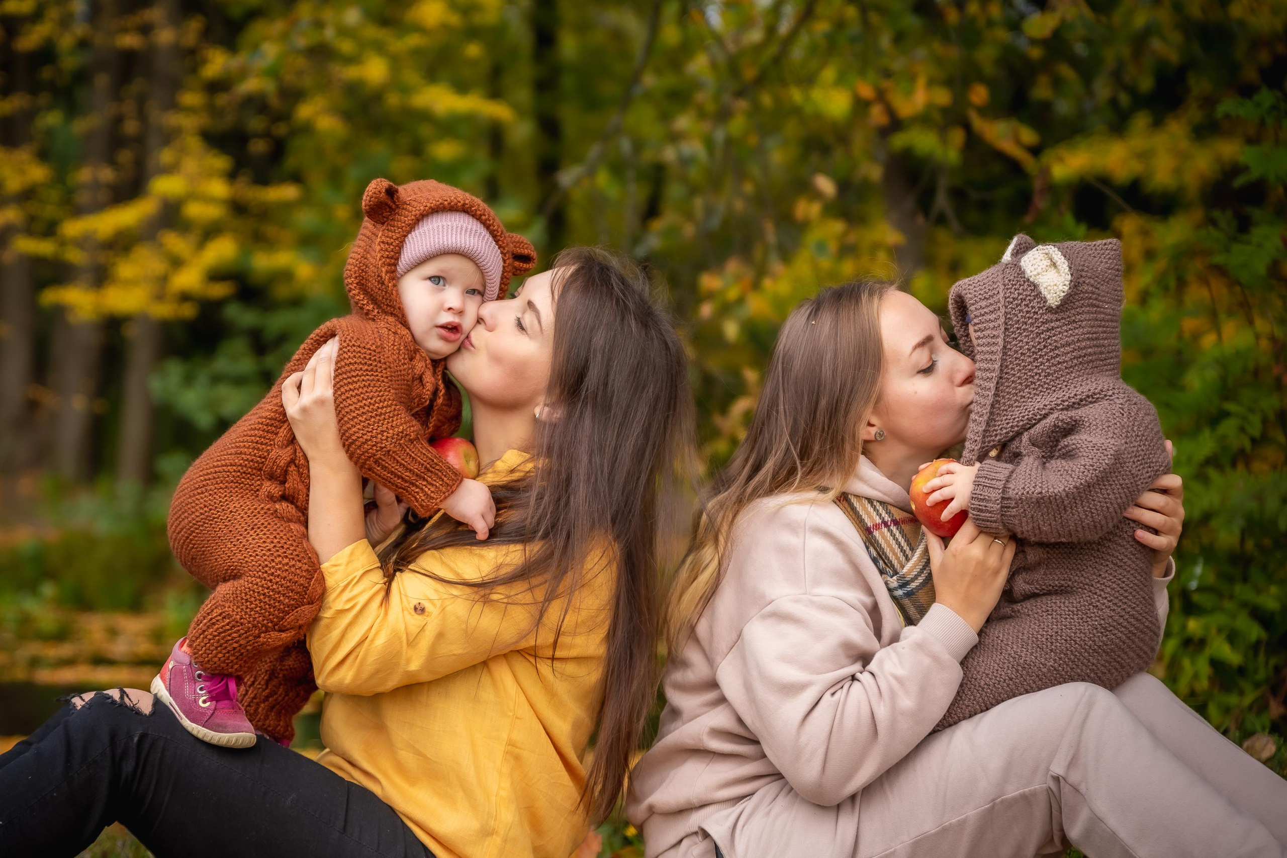 Осенняя съемка малышей в парке. Репортажный, семейный, свадебный фотограф Санкт-Петербург Ольга Лесюк
