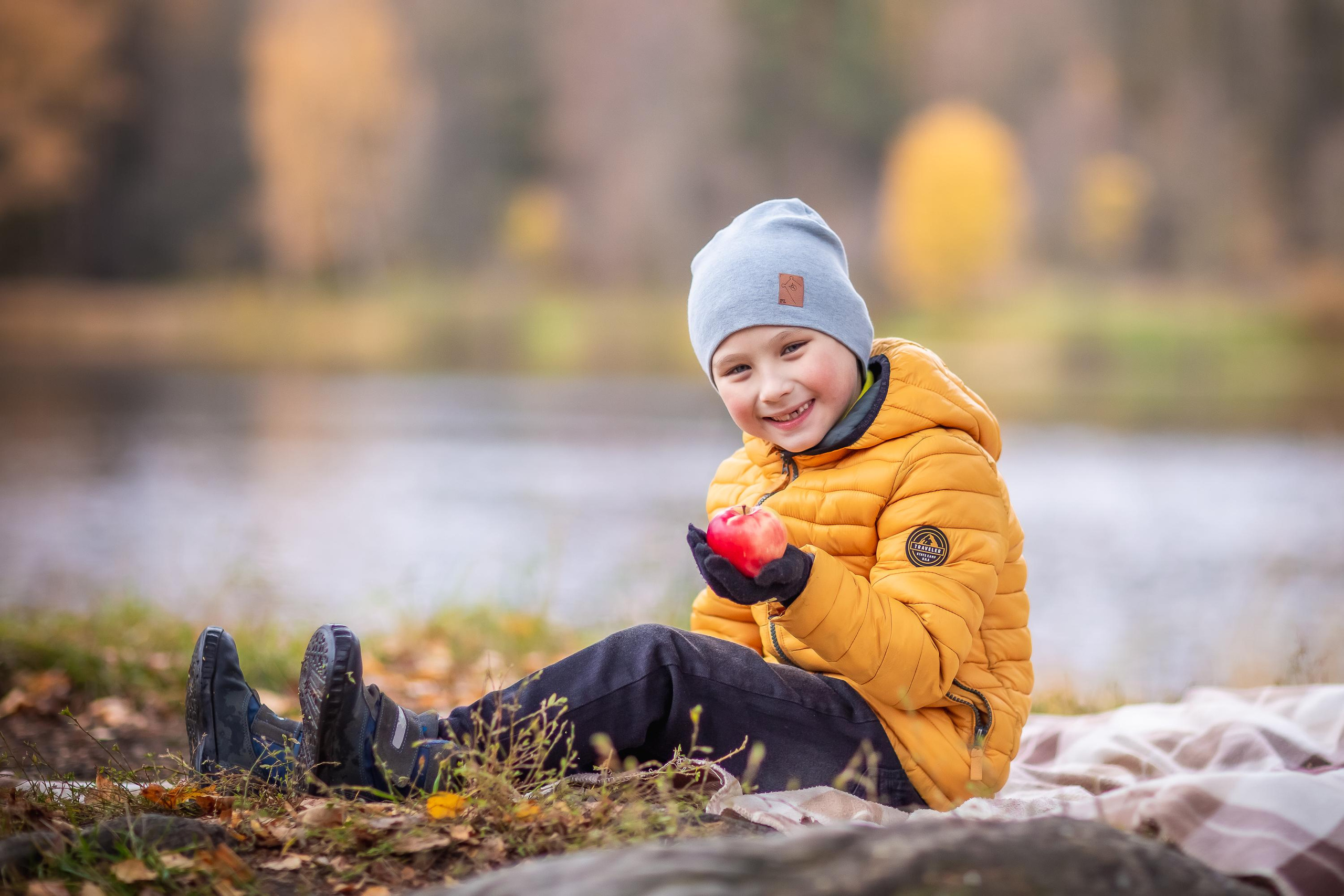 Осенняя съемка Олег и Дениска в Шуваловском парке. Репортажный, семейный, свадебный фотограф Санкт-Петербург Ольга Лесюк