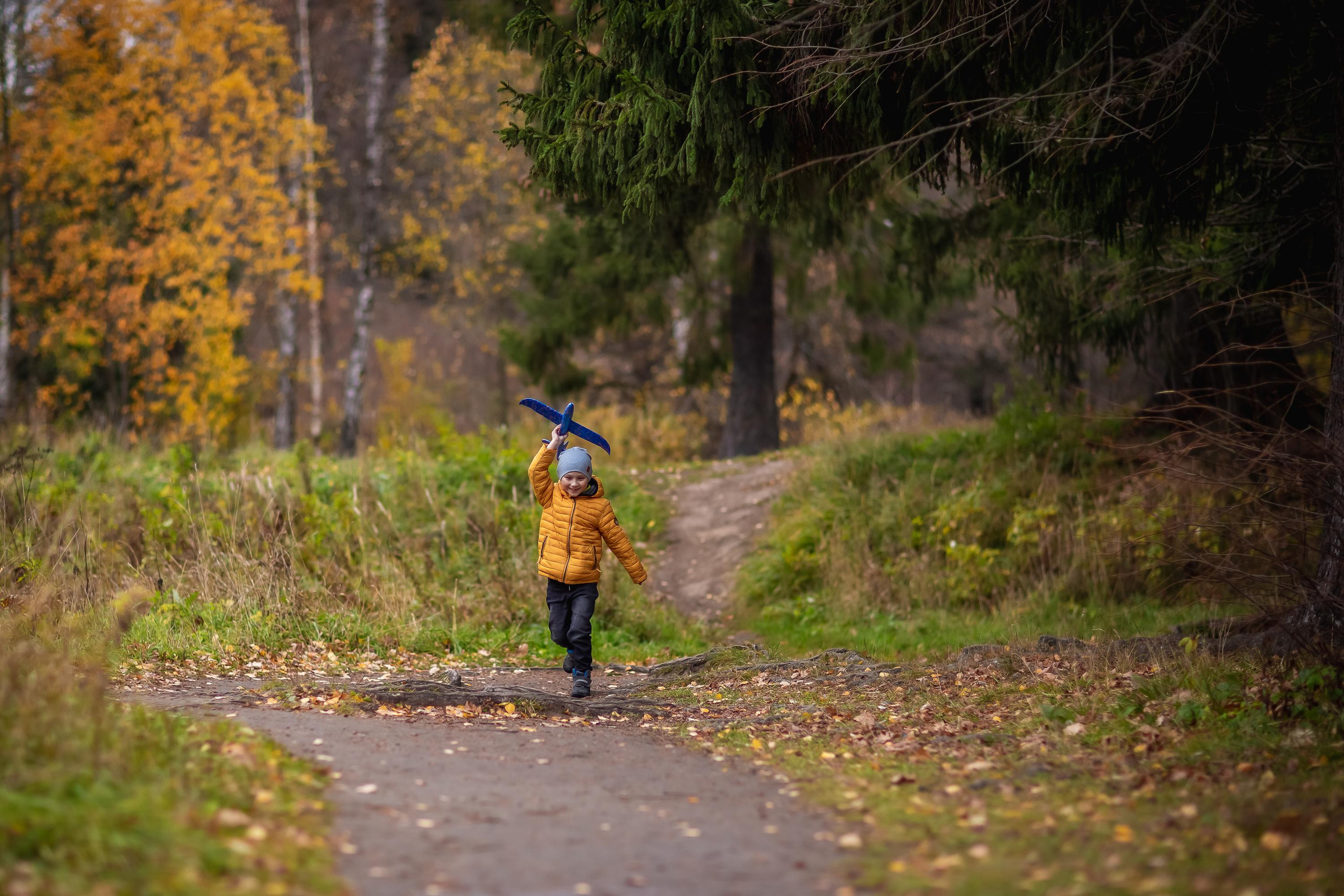 Осенняя съемка Олег и Дениска в Шуваловском парке. Репортажный, семейный, свадебный фотограф Санкт-Петербург Ольга Лесюк