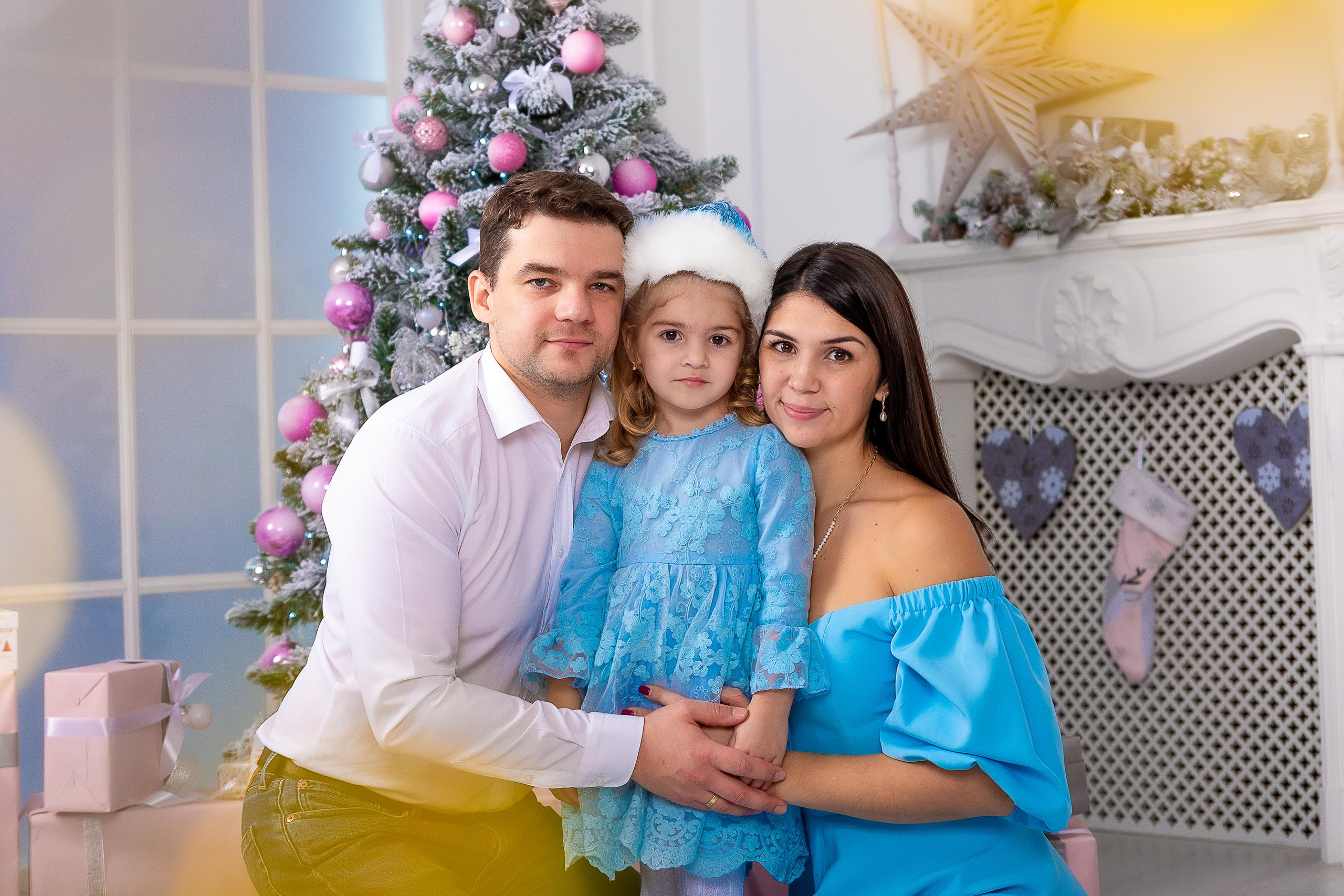 Новогодняя семейная съемка Олфи фотостудия. Репортажный, семейный, свадебный фотограф Санкт-Петербург Ольга Лесюк