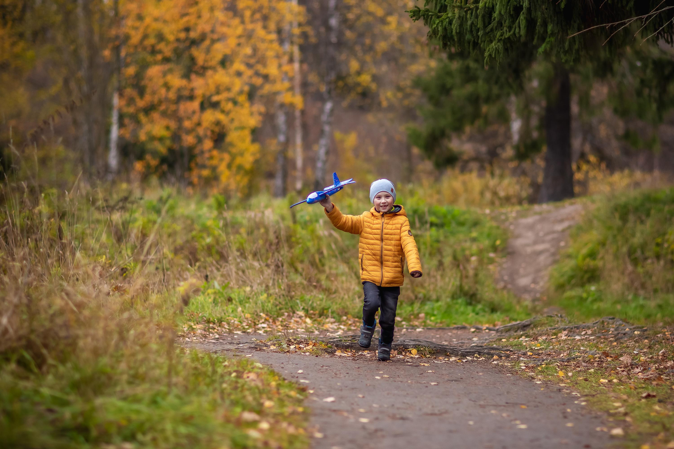 Осенняя съемка Олег и Дениска в Шуваловском парке. Репортажный, семейный, свадебный фотограф Санкт-Петербург Ольга Лесюк