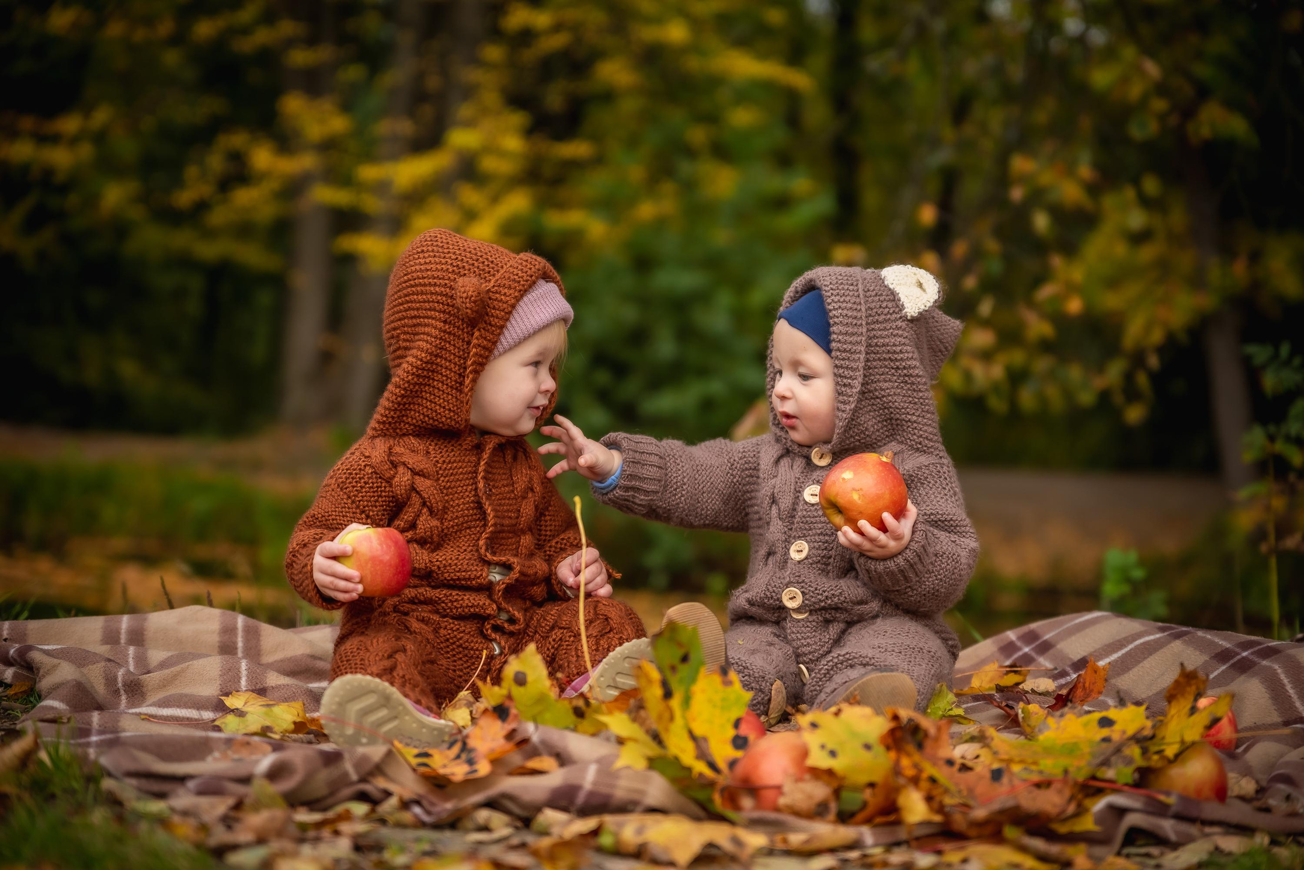 Осенняя съемка малышей в парке. Репортажный, семейный, свадебный фотограф Санкт-Петербург Ольга Лесюк