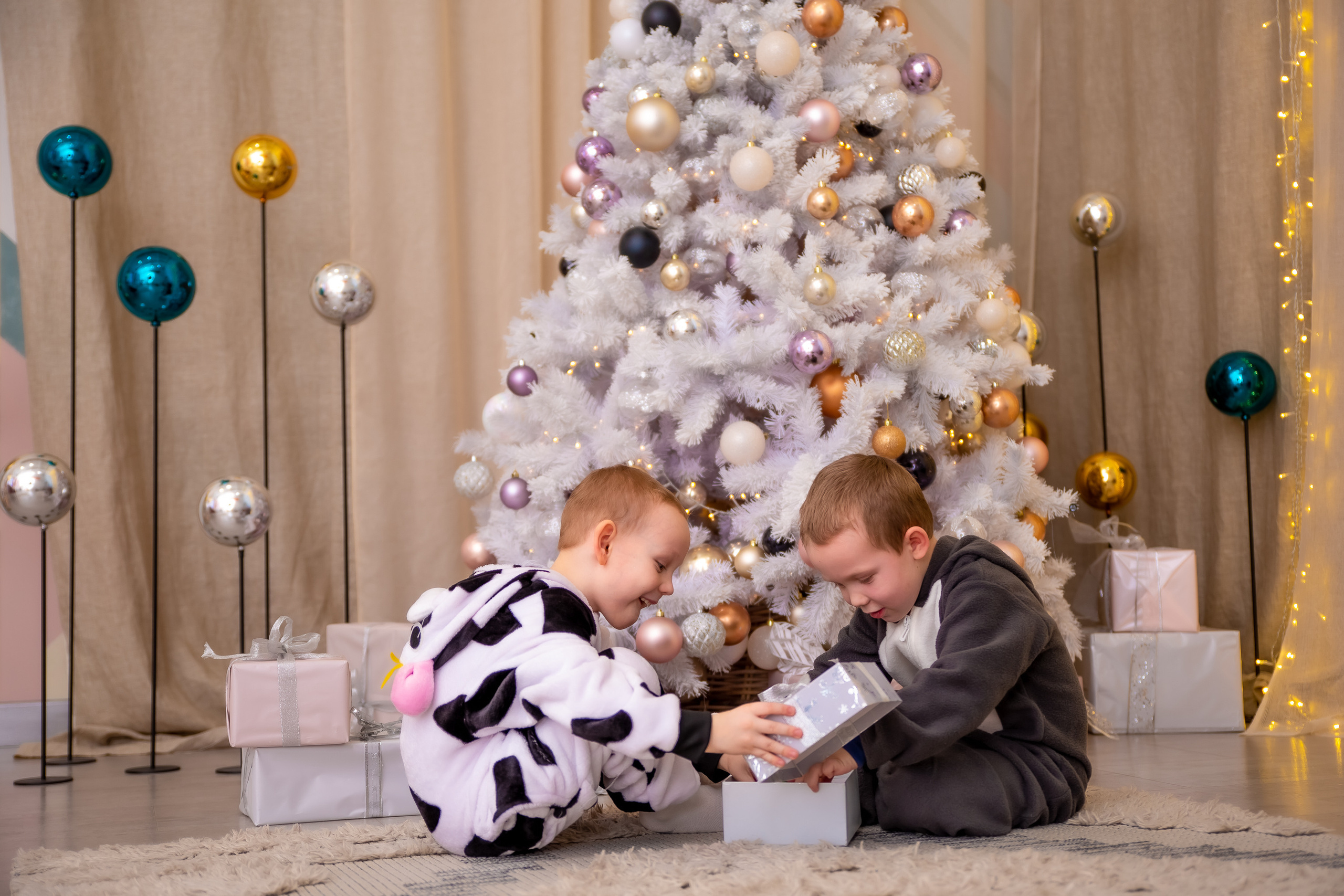 Новогодняя семейная съемка в фотостудии Веретено. Репортажный, семейный, свадебный фотограф Санкт-Петербург Ольга Лесюк