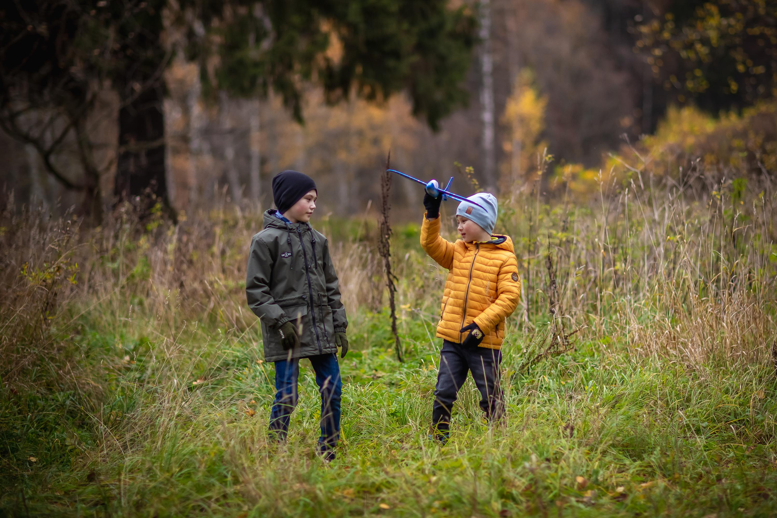 Осенняя съемка Олег и Дениска в Шуваловском парке. Репортажный, семейный, свадебный фотограф Санкт-Петербург Ольга Лесюк