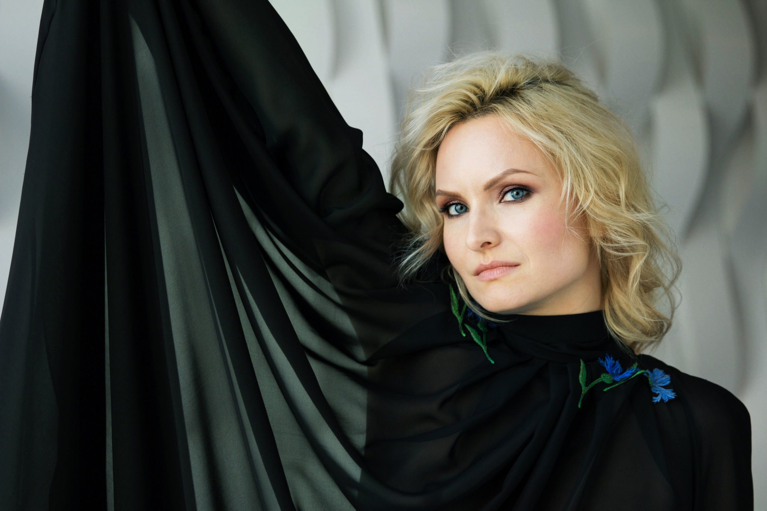 Портрет певицы Надежды Сальниковой. Фотограф в Москве Юлия Карпова