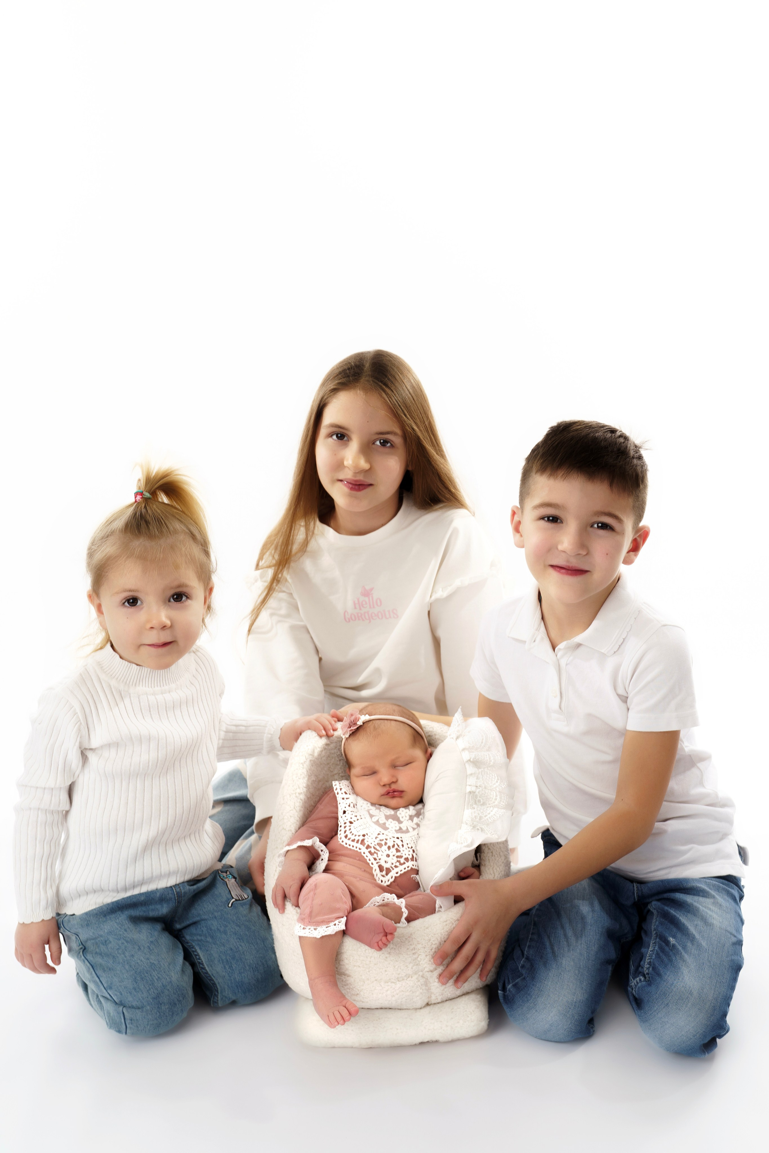 Фотосессия новорожденного (newborn). Фотограф новорожденных, детей до года и беременных в Симферополе