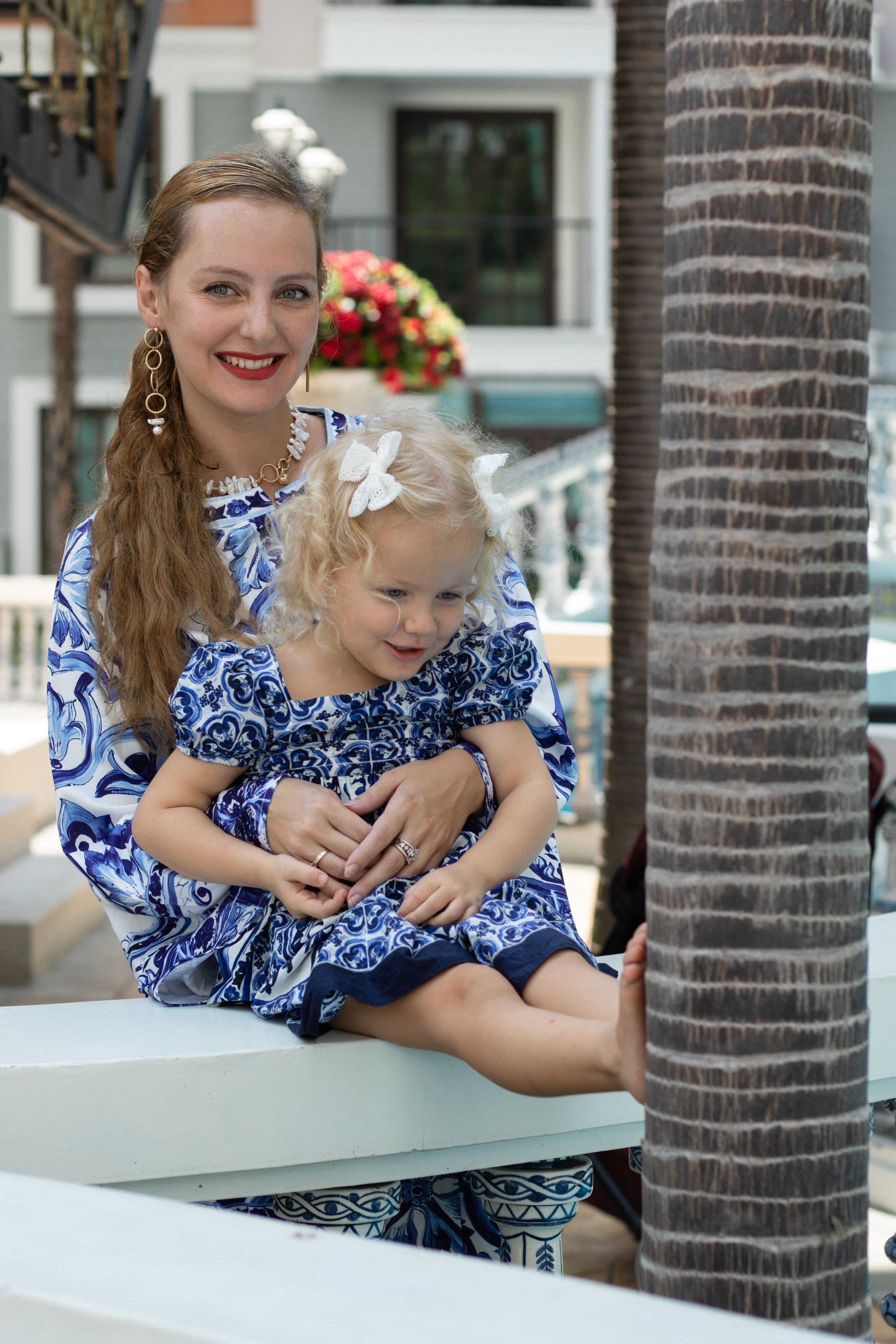 Maria and Anna. Portrait photographer in Thailand