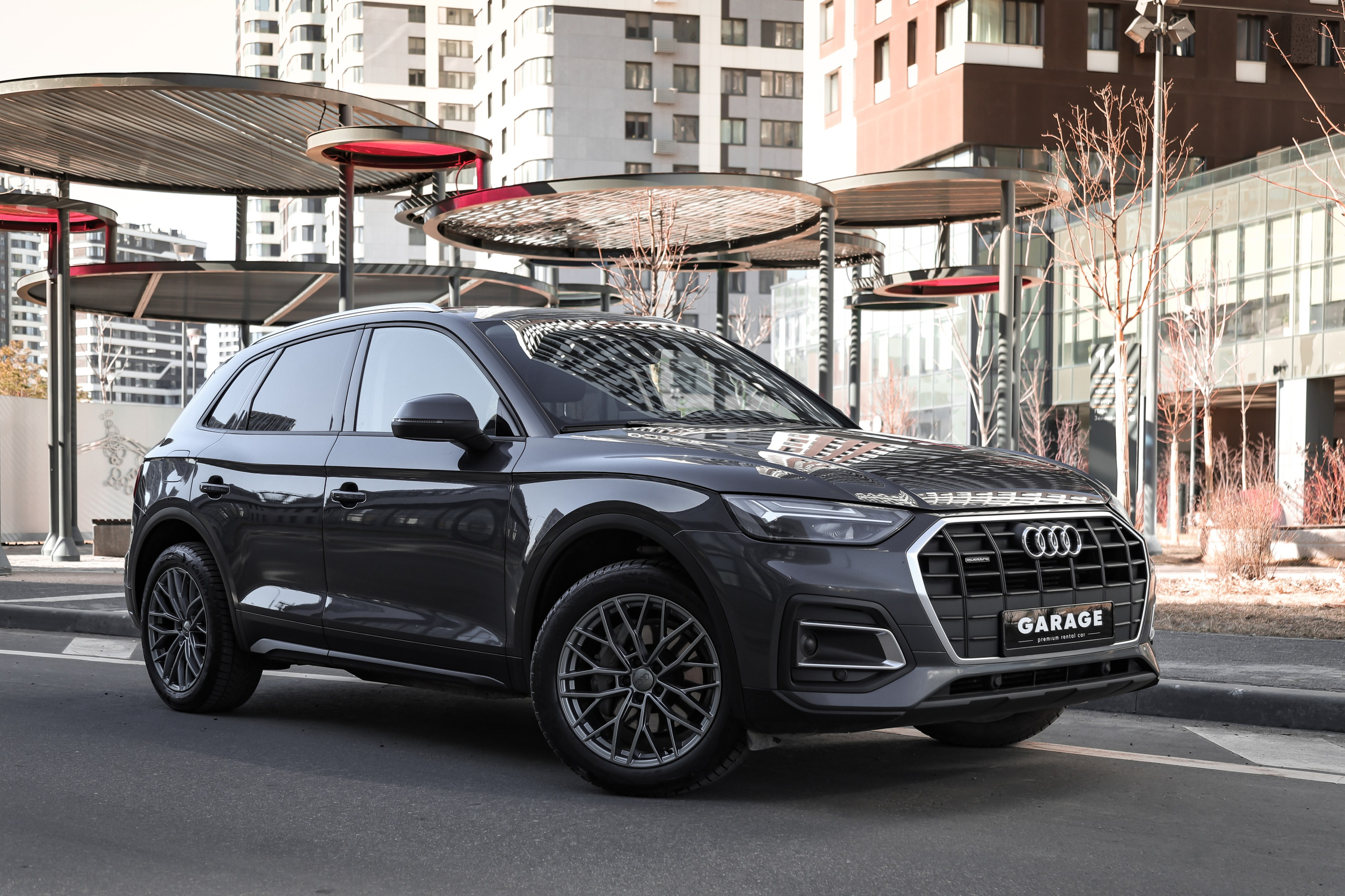 2021 AUDI Q5 Quatro. Mixturecaptures