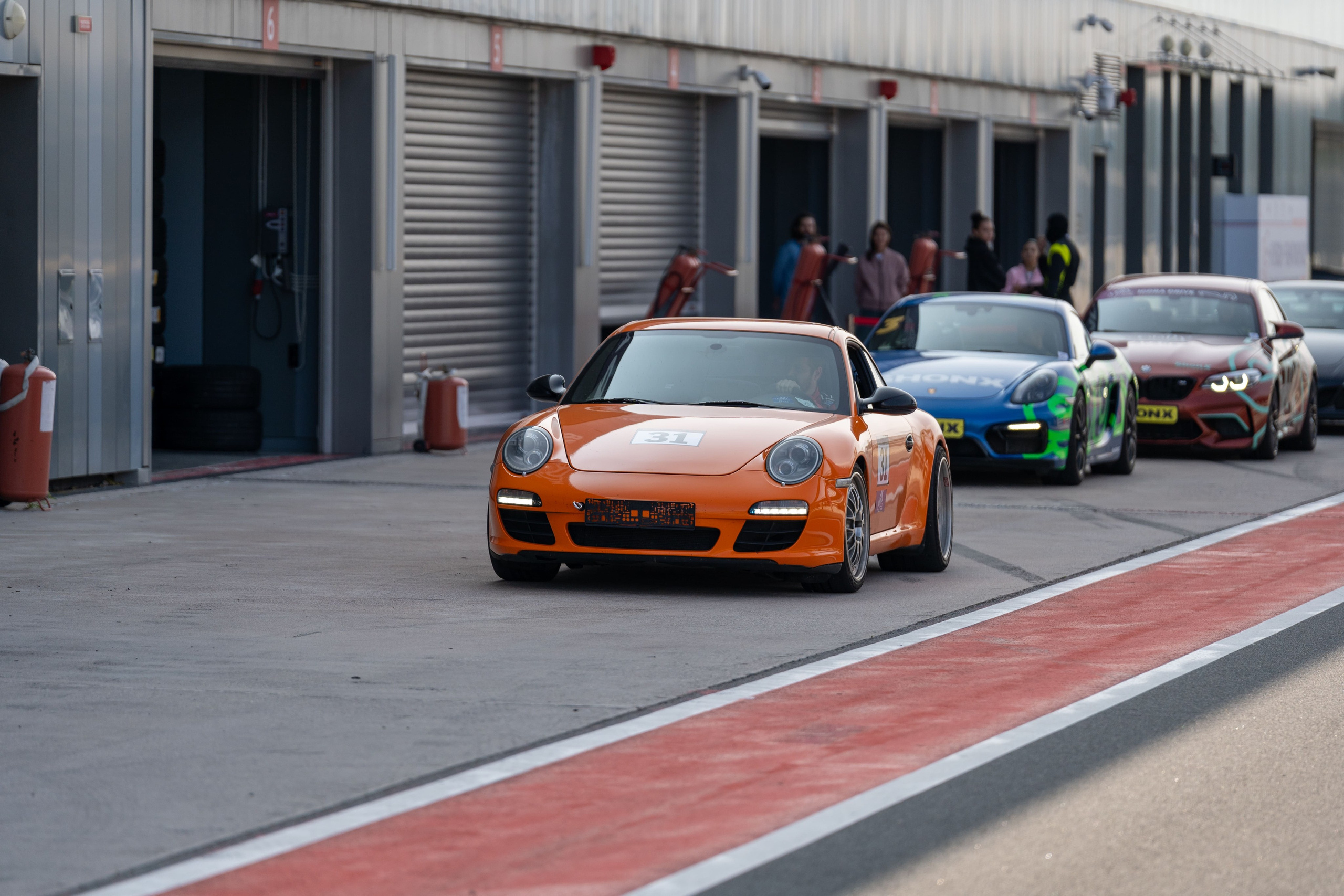 Гоночные автомобили на трассе Игора Драйв, спортивный фотограф Санкт-Петербург