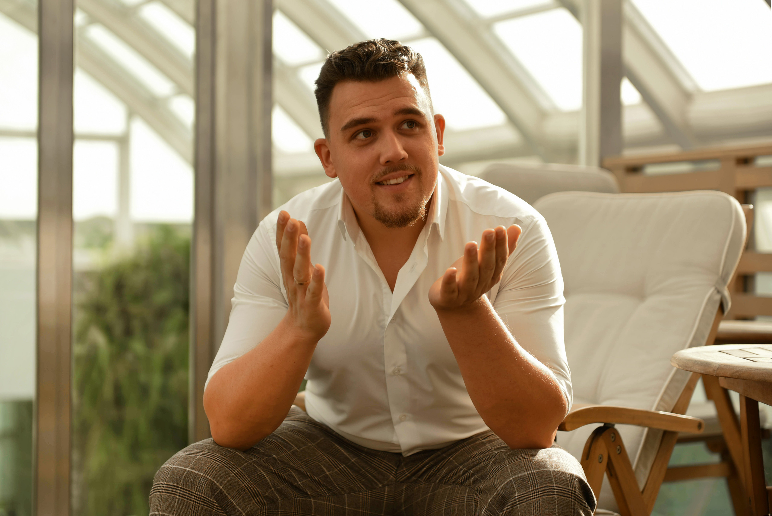 Свадебная фотосессия Ярославль на крыше ресторана