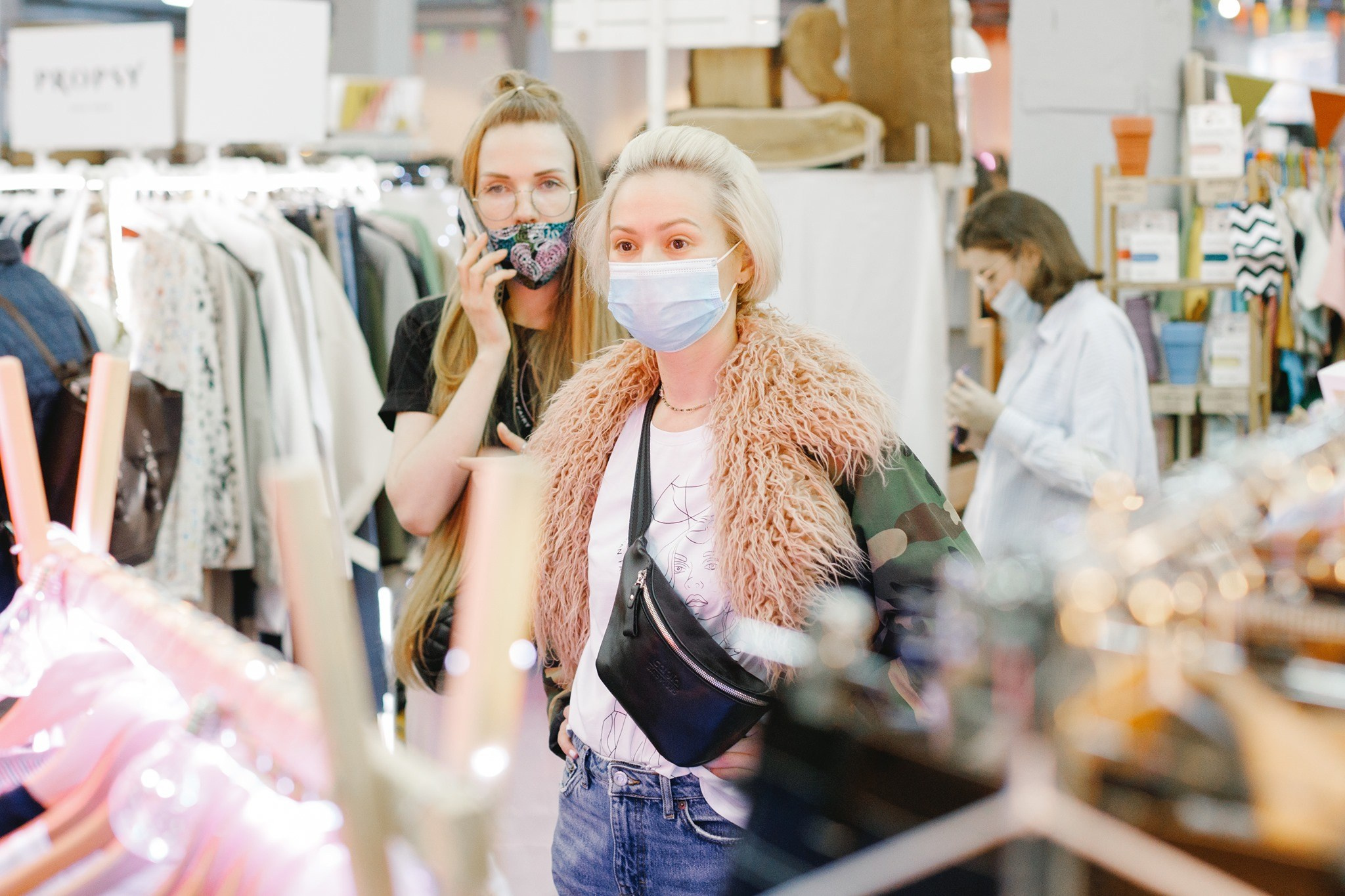 10–11 апреля 2021 на Трёхгорной мануфактуре / фото Иван Гущин. Фотоотчеты «Ламбада-маркета»