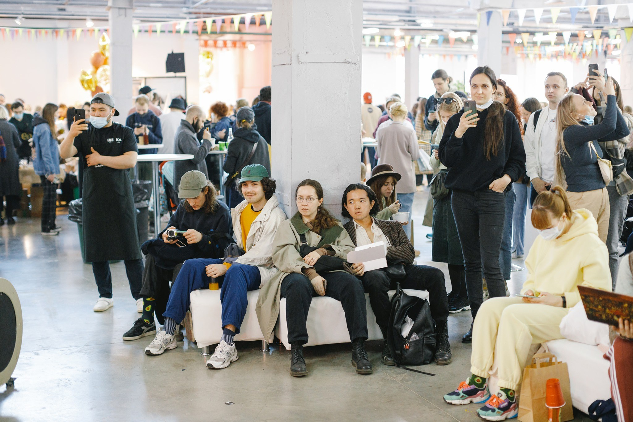 10–11 апреля 2021 на Трёхгорной мануфактуре / фото Иван Гущин. Фотоотчеты «Ламбада-маркета»