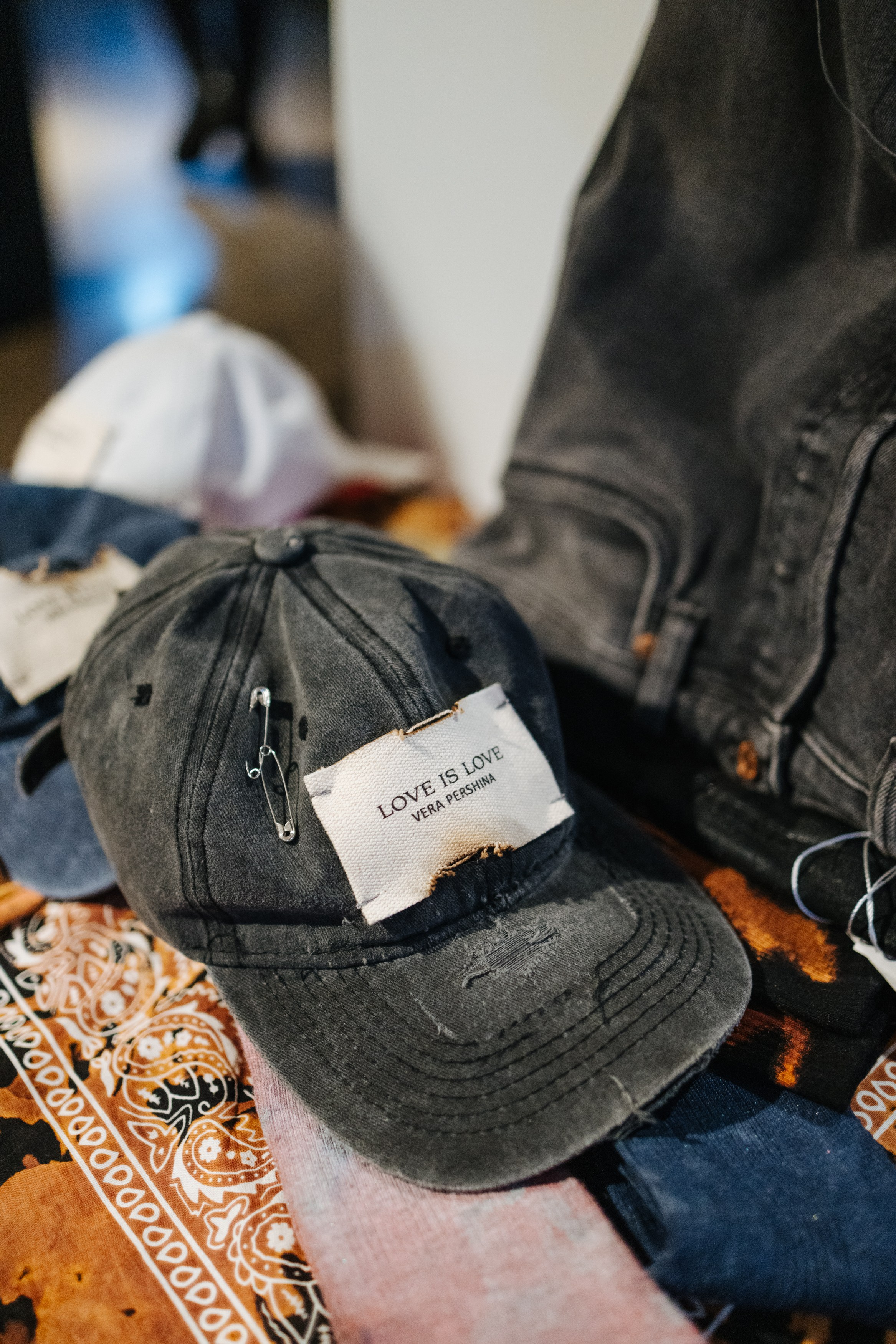 2–3 марта 2024 в пространстве «Три вокзала. Депо» / День 1 / фото Валерий Белобеев. Фотоотчеты «Ламбада-маркета»