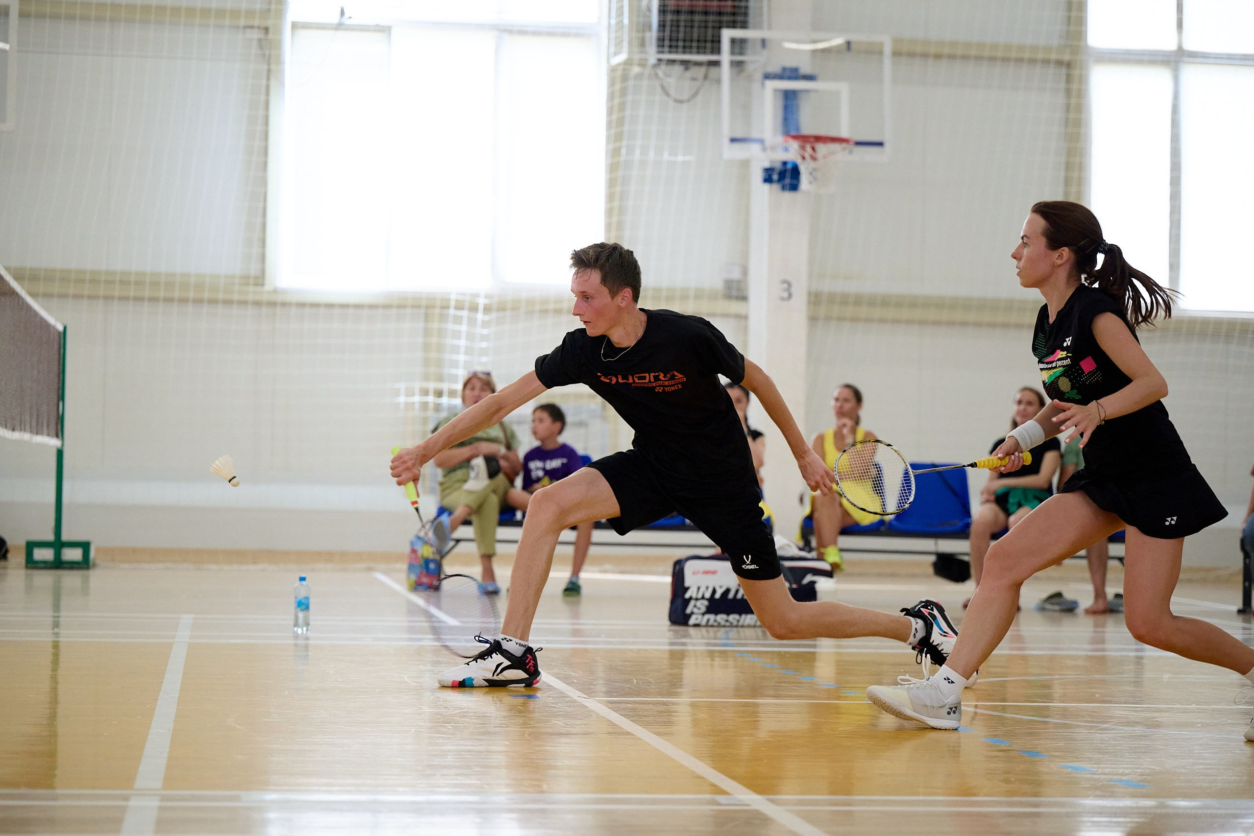 Бадминтон. Шоу матч. Ижевск. 21.07.2024. Спортивный репортажный фотограф в Ижевске Сергей Мерзляков