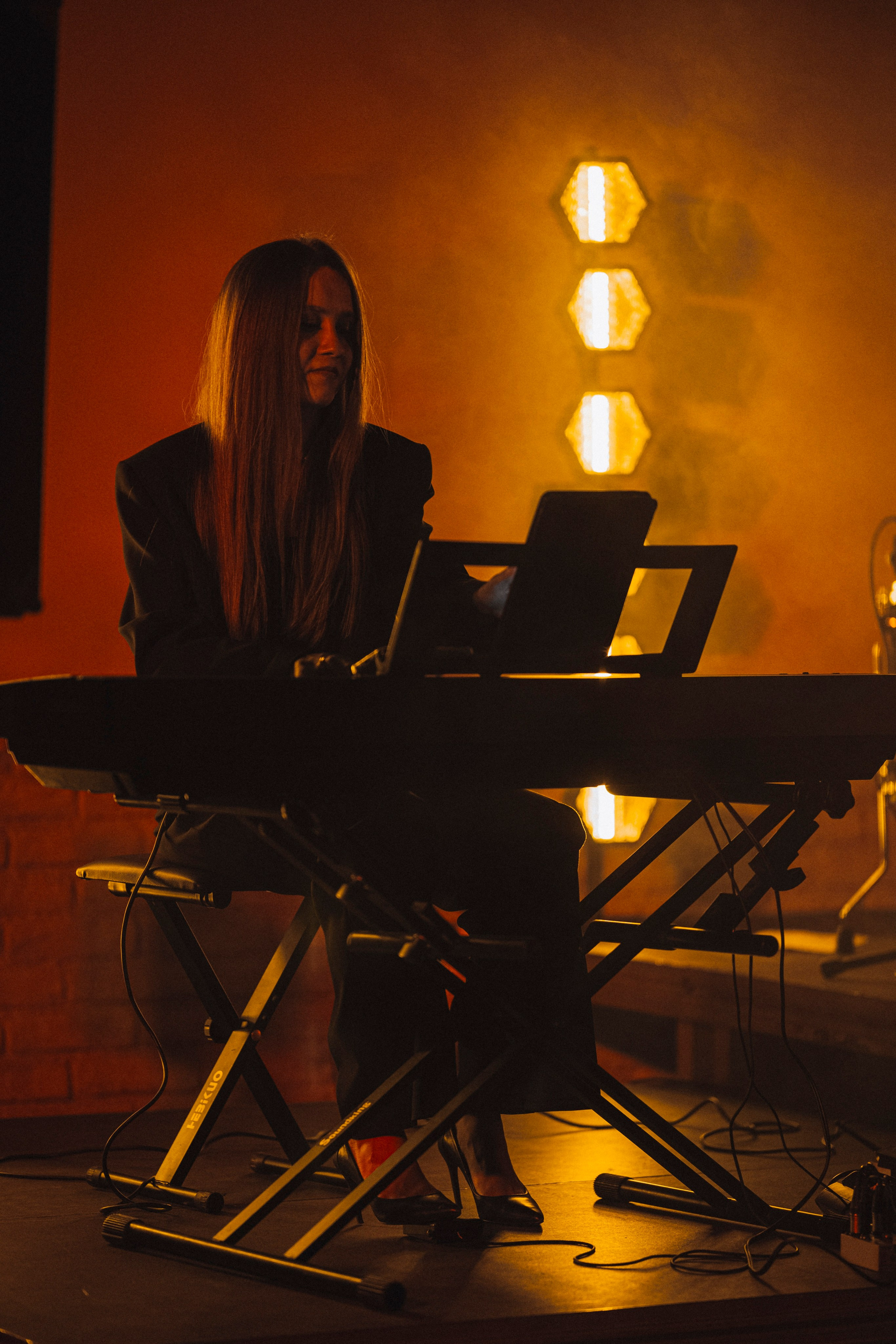 Play Vinyl Band. Главная