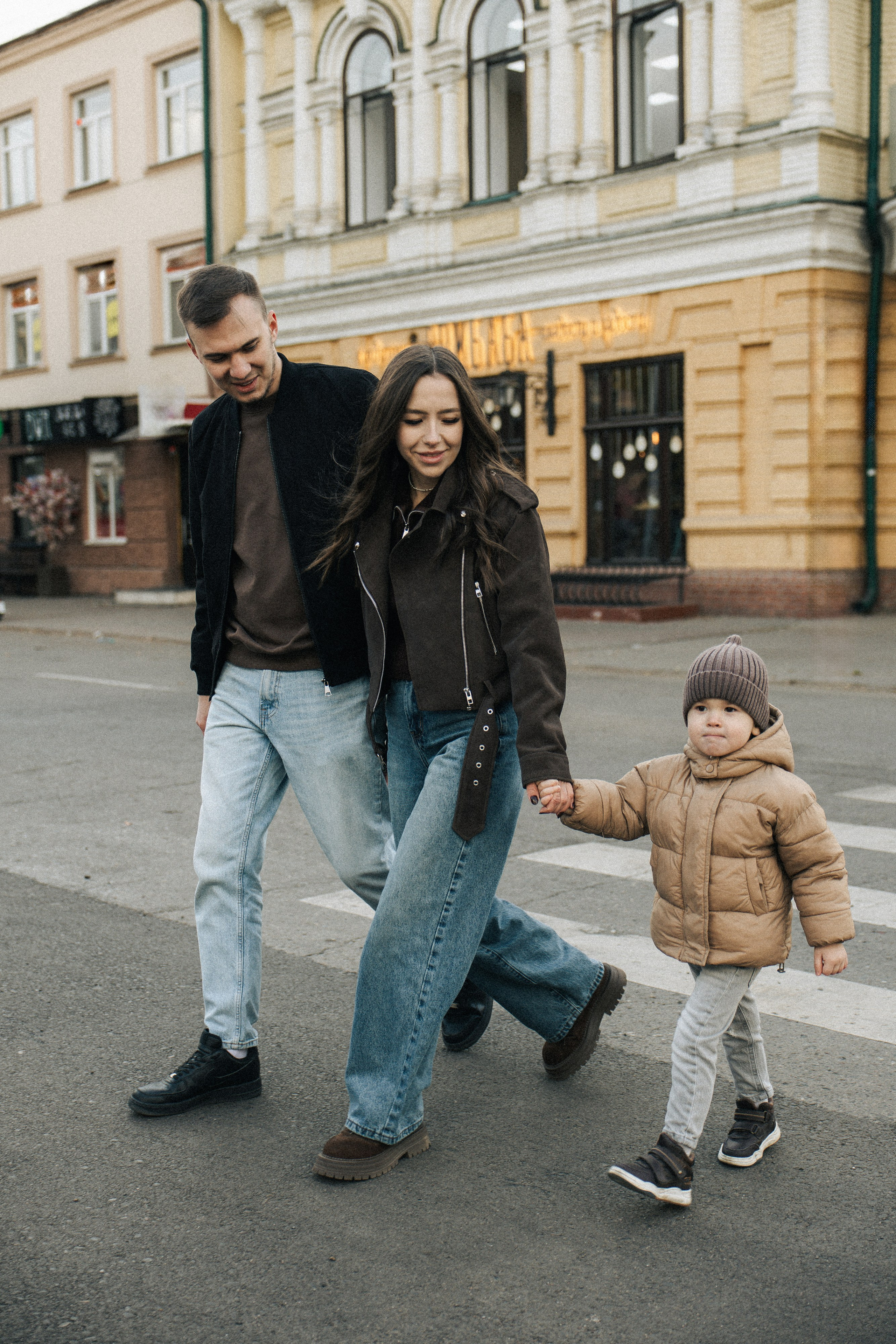 С легкостью и комфортом для каждого. Индивидуальные, семейные съемки, love story съемки фотограф в Красноярске Ирина Белова