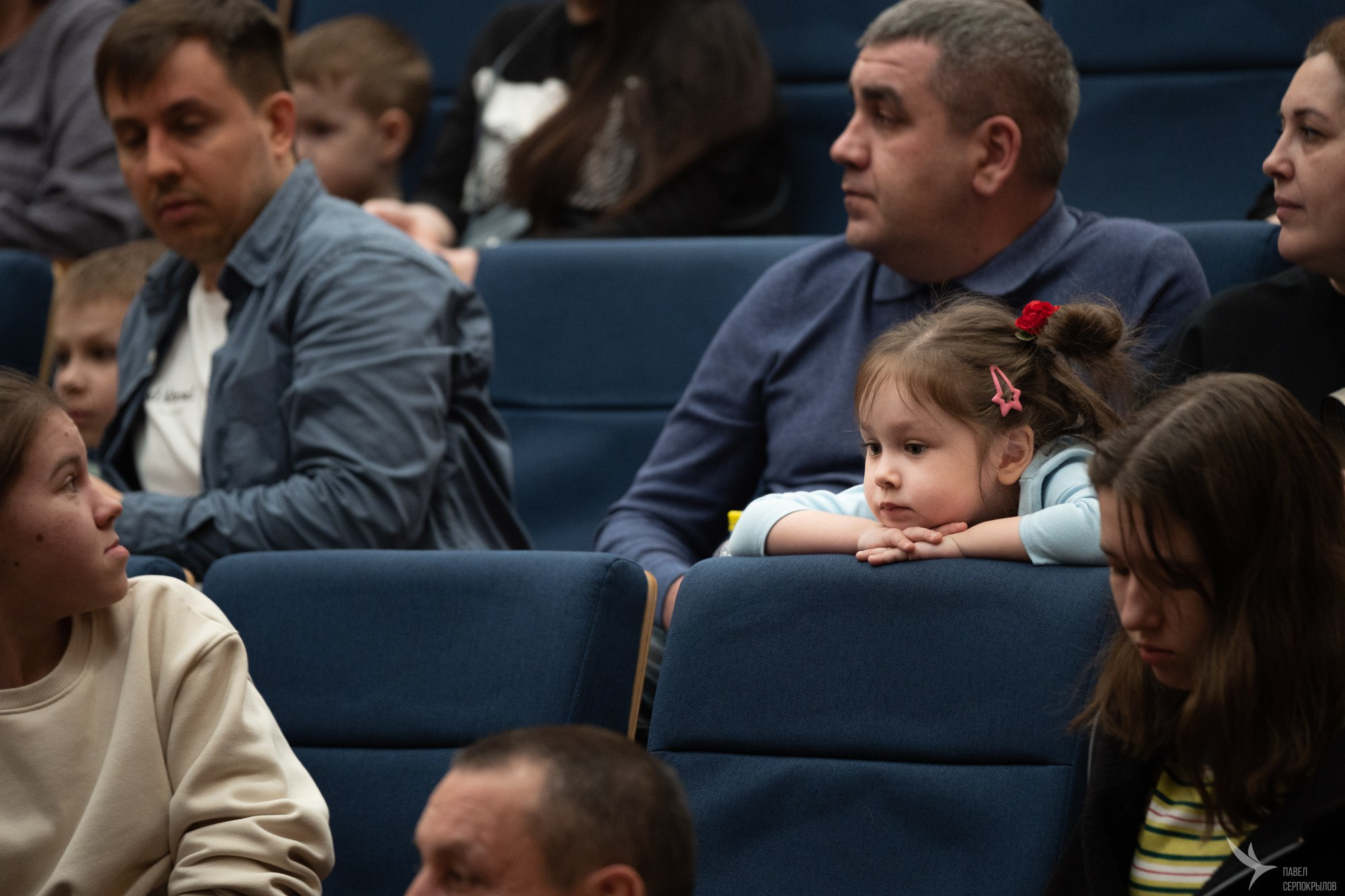 Отчетный концерт студии танца «ШАГ». Репортажный фотограф в Казани Павел Серпокрылов