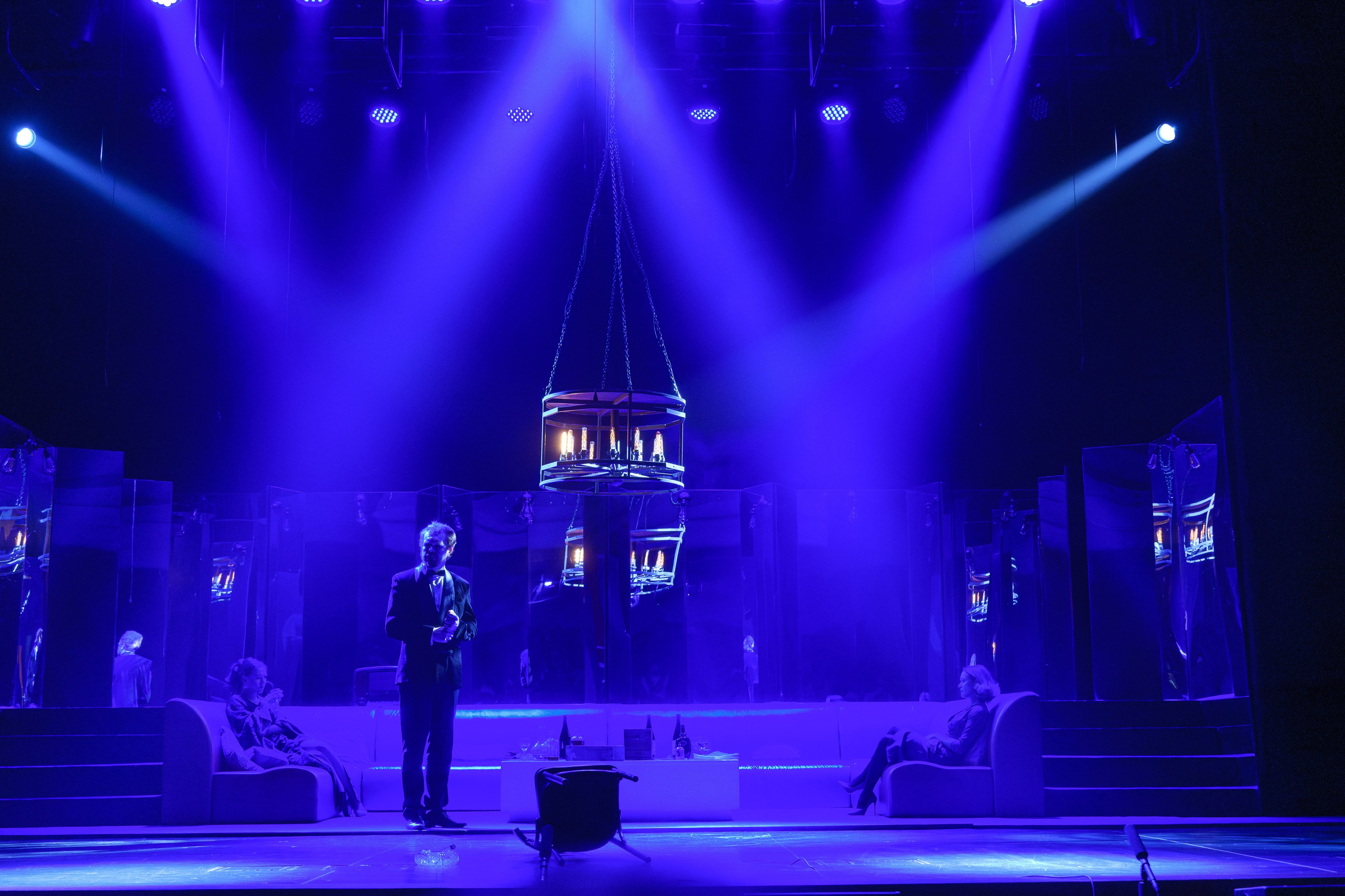 Опасный поворот. Антон Катушенок — фотокорреспондент города Набережные Челны