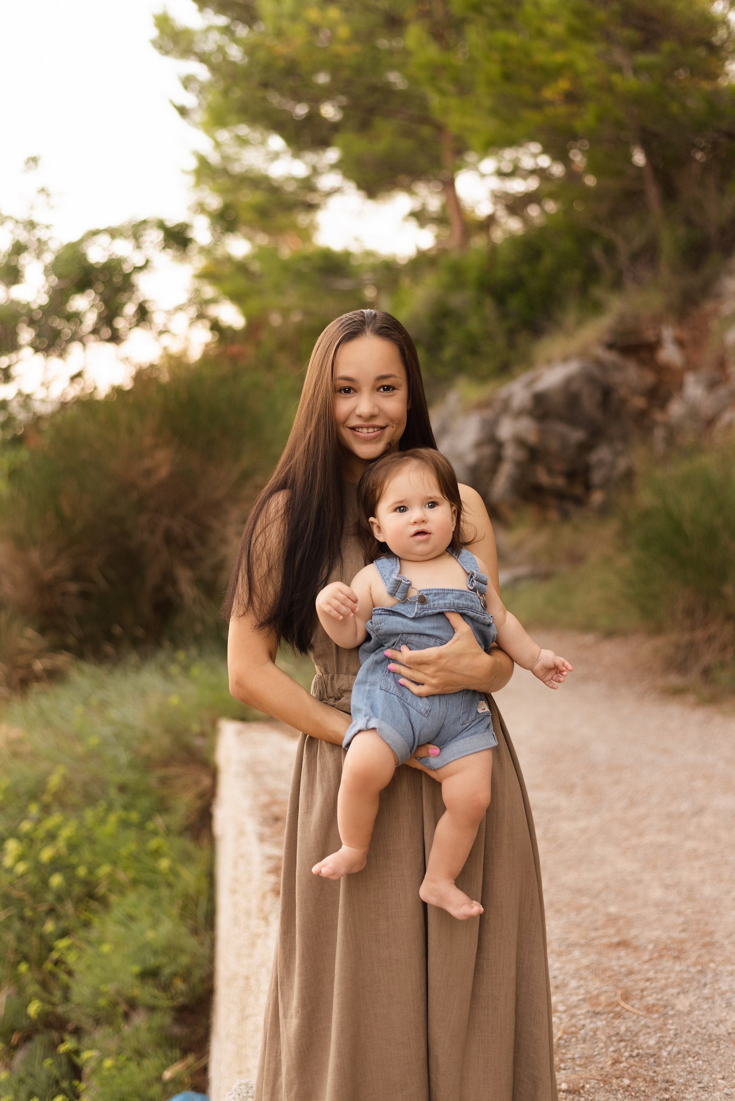 Home photo shoots in Montenegro. Photographer of newborns and children up to a year in Montenegro