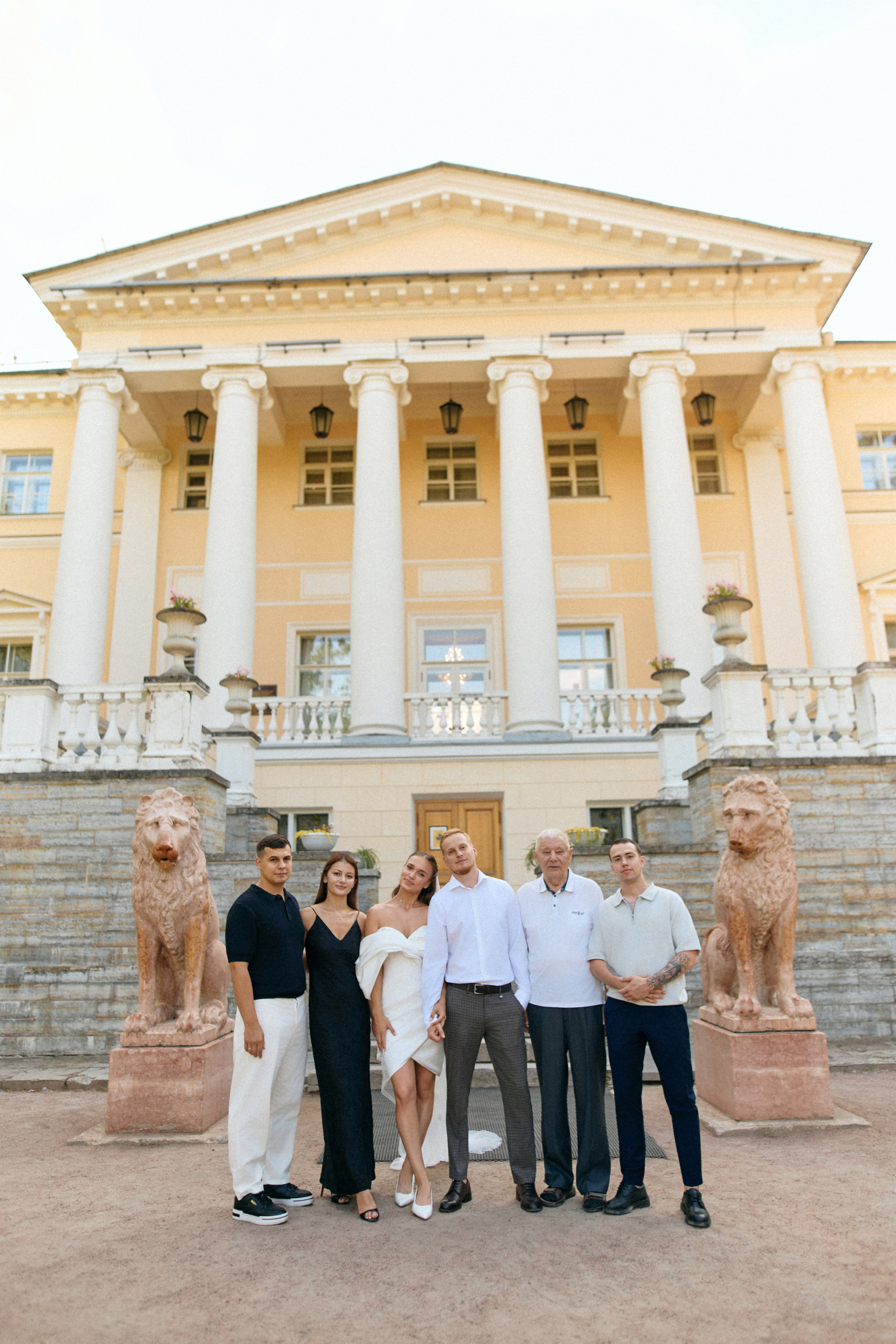 Александр & Варвара. Сестры Карабаза. Фотографы и ретушеры в Москве и Санкт-Петербурге
