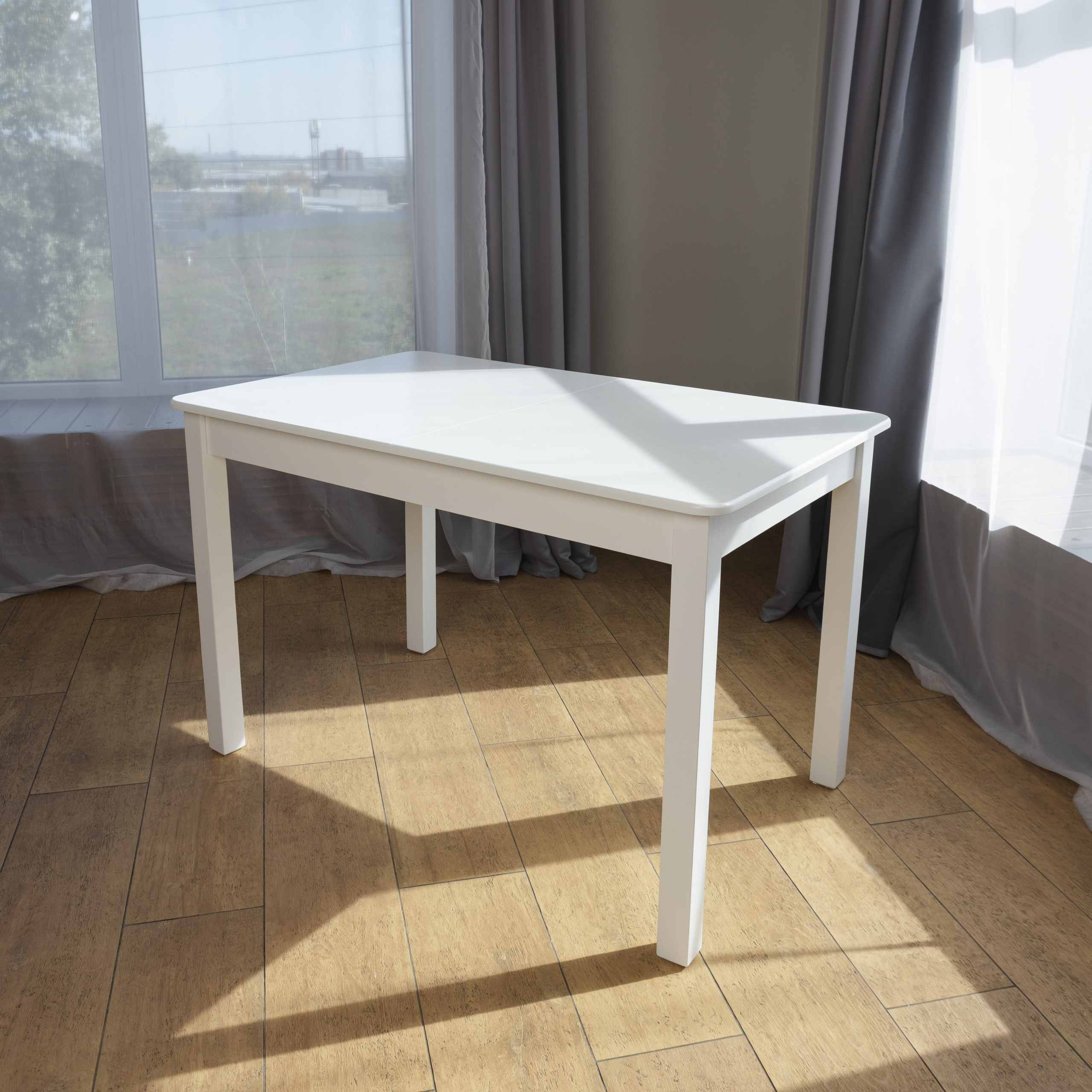 Столы и стулья. Фотограф Челябинск Эвелина Ганага, съемка для бизнеса и маркетплейсов