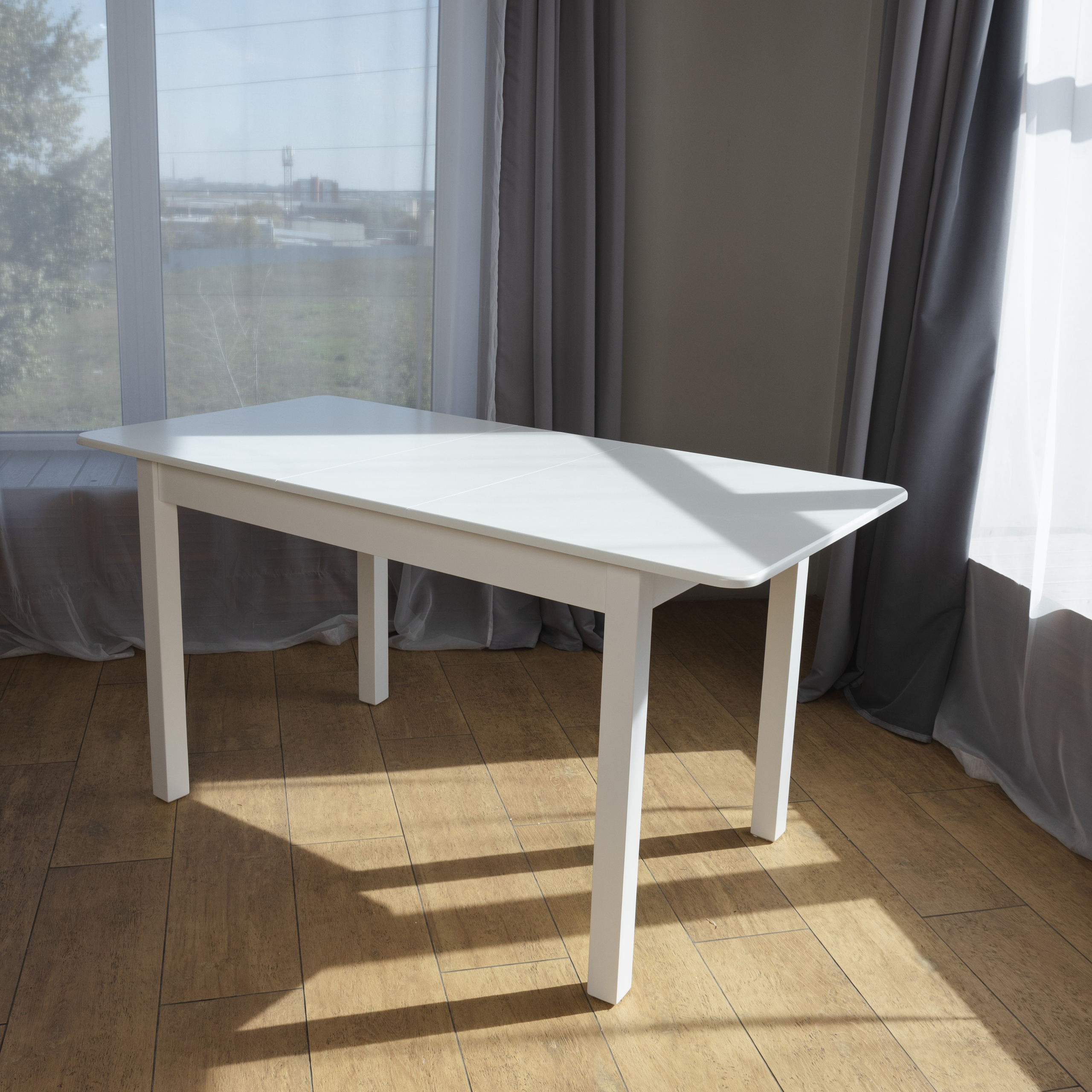 Столы и стулья. Фотограф Челябинск Эвелина Ганага, съемка для бизнеса и маркетплейсов