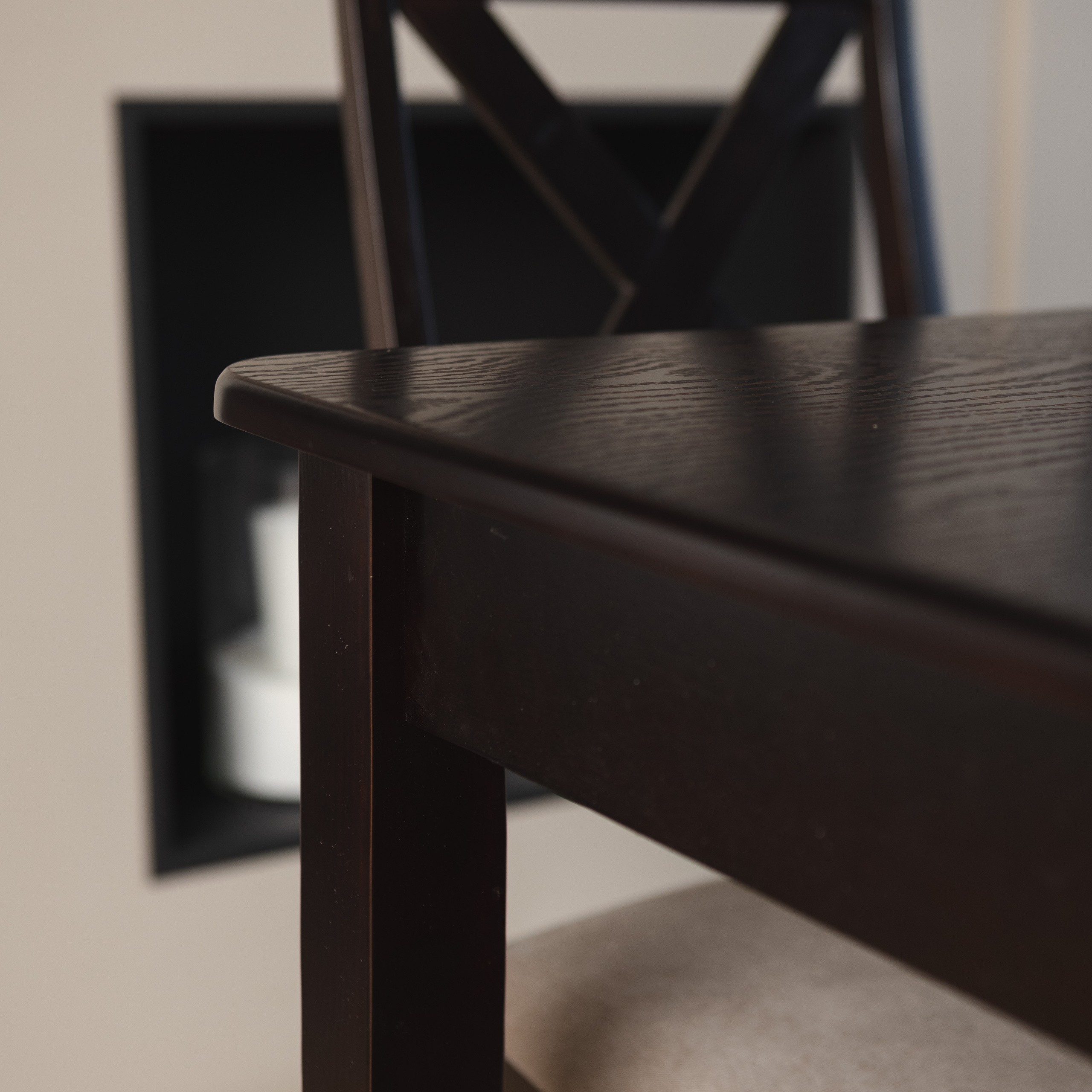 Столы и стулья. Фотограф Челябинск Эвелина Ганага, съемка для бизнеса и маркетплейсов