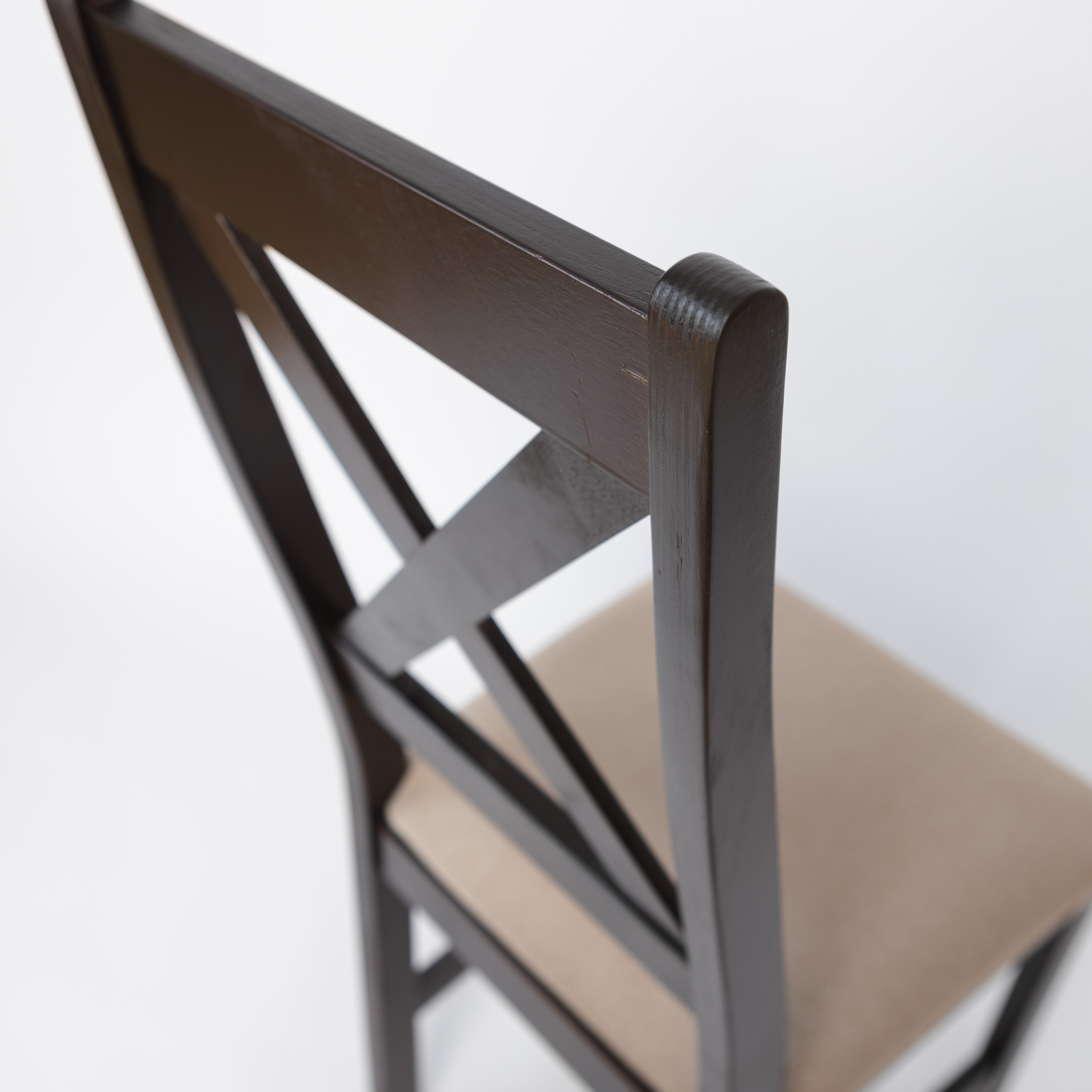 Столы и стулья. Фотограф Челябинск Эвелина Ганага, съемка для бизнеса и маркетплейсов