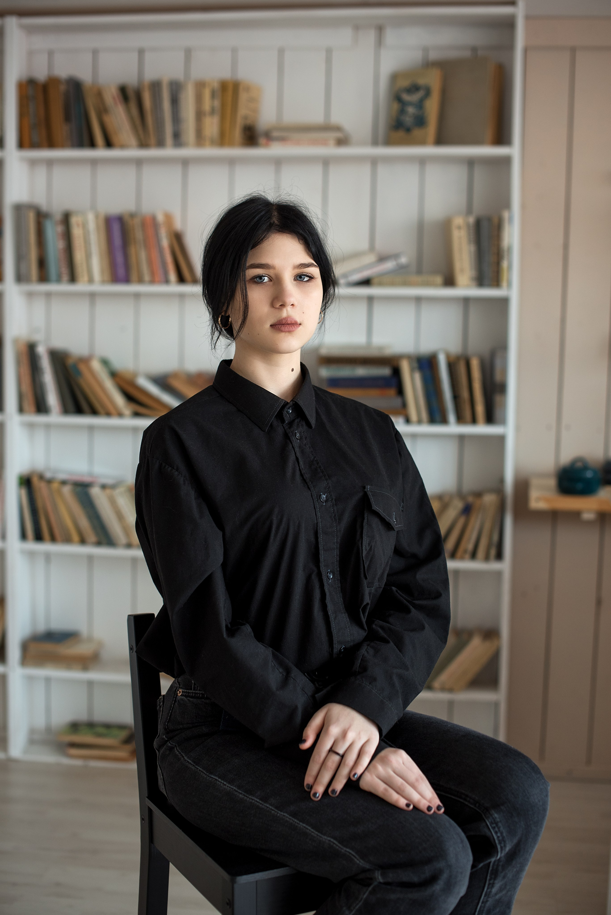 Пример съемки старшеклассников для альбома с наполнение «премиум» стиль съемки классический. Выпускные альбомы для школ и детских садов в Иваново