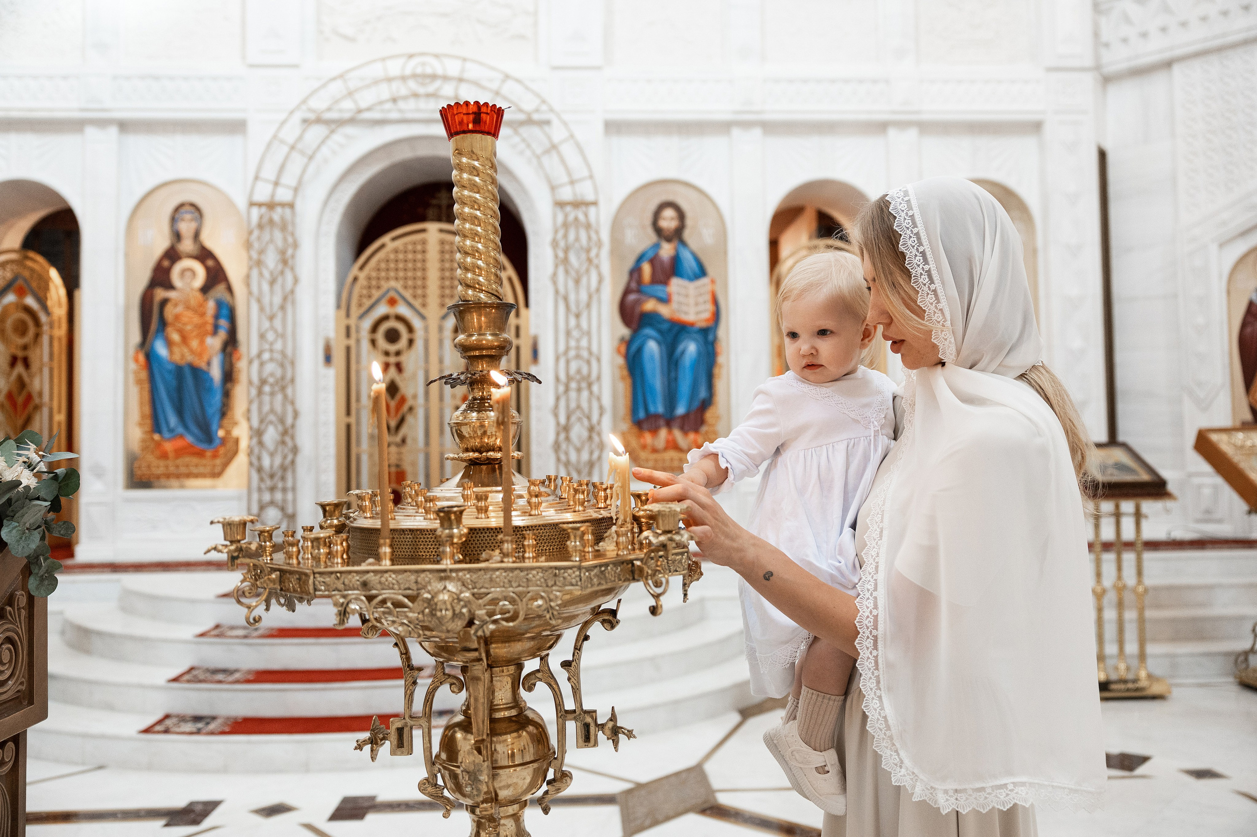 Крещение Аделины. Фотограф Крещение, Выписка москва