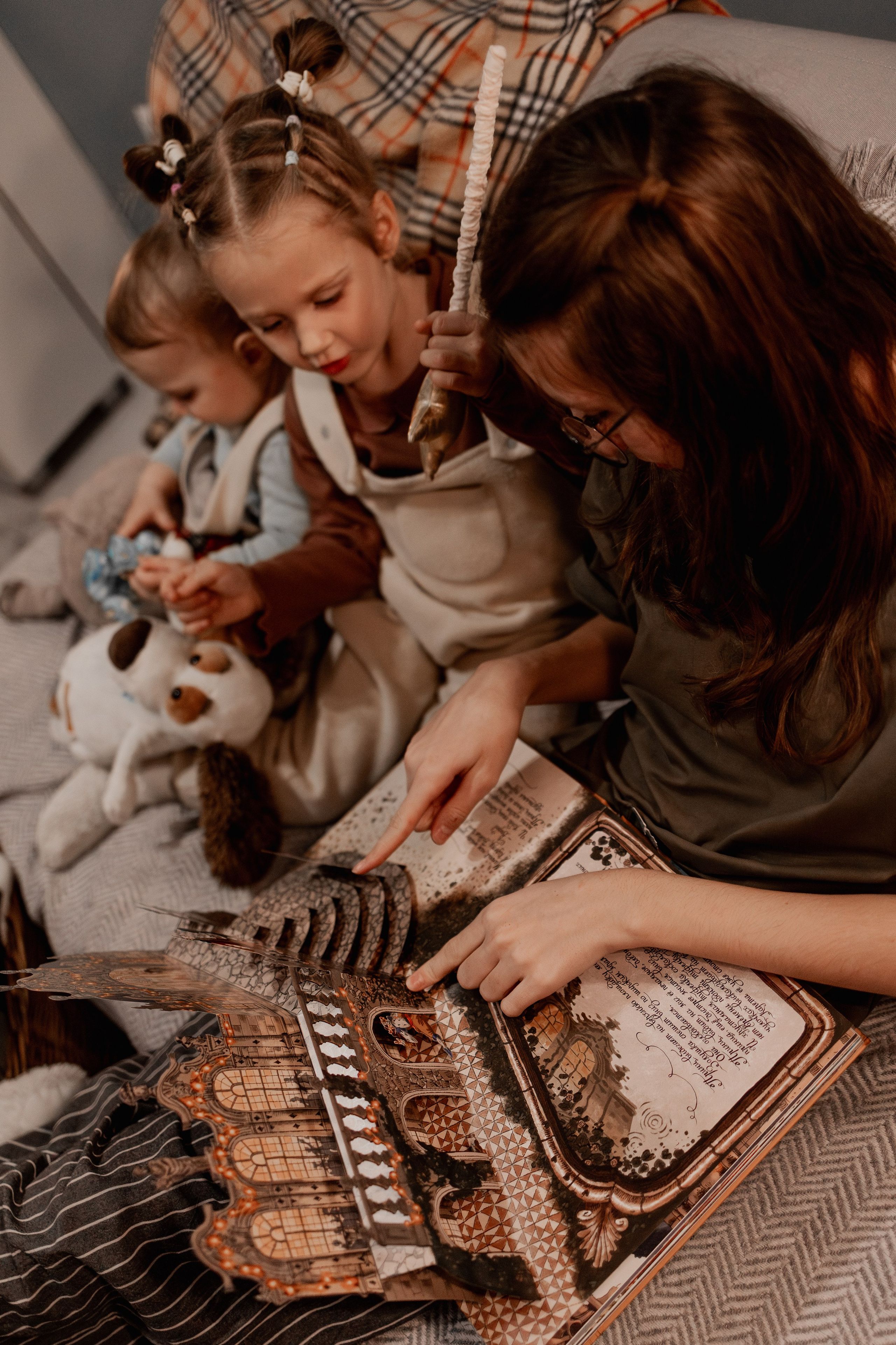 4 сестренки. Семейный фотограф Виктория Авдеева