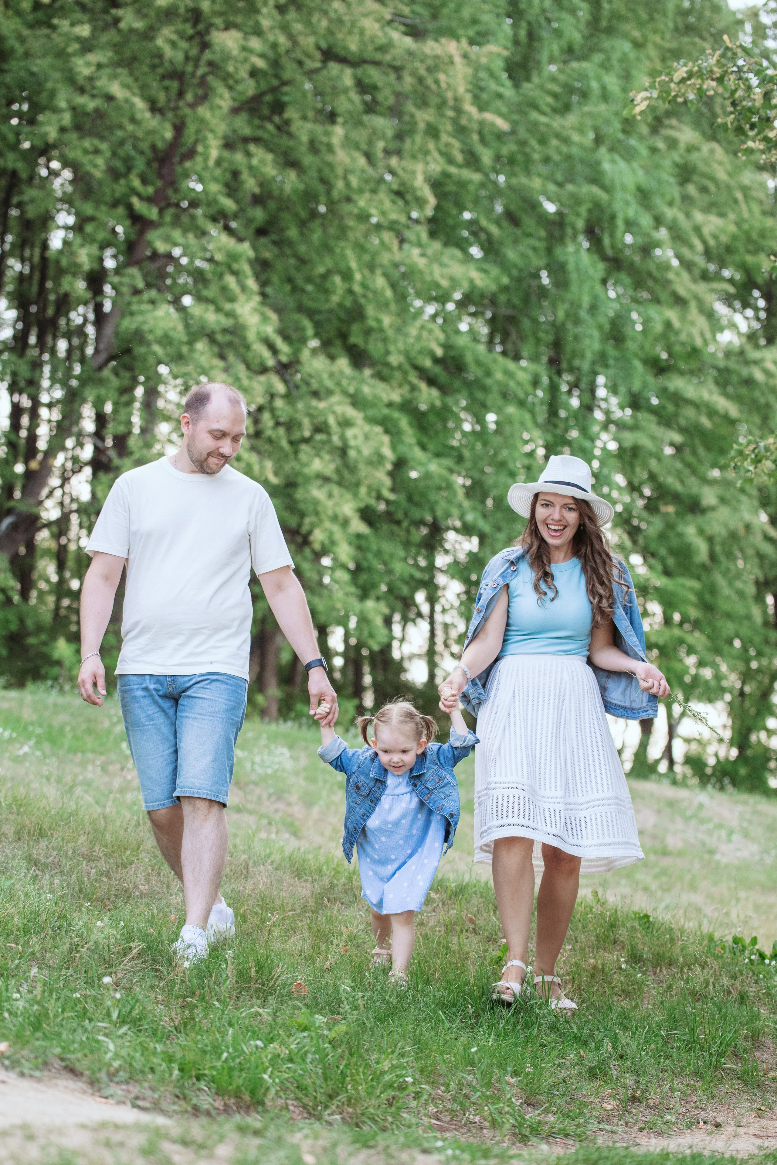 Семейные фотосессии в Новоуральске. Фотограф в Новоуральске Анна Молодожен