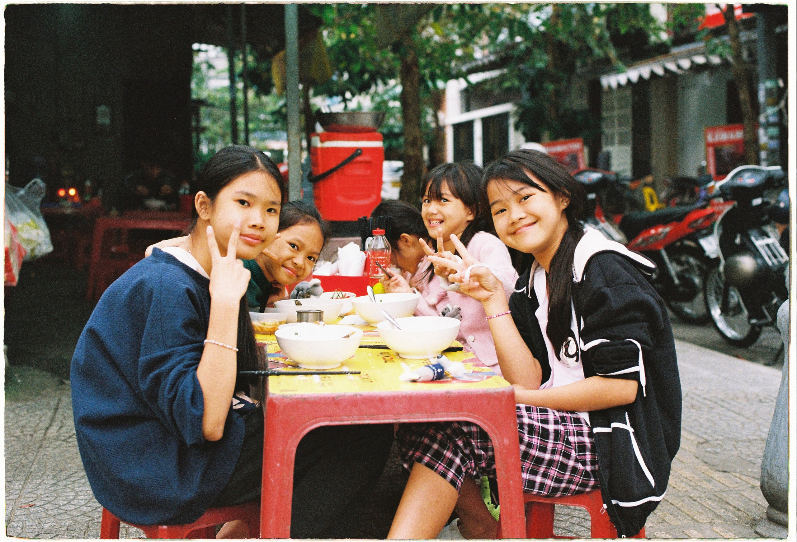 Danang visual diary. Film Photographer in Da Nang, Vietnam — Tanya Parfenteva