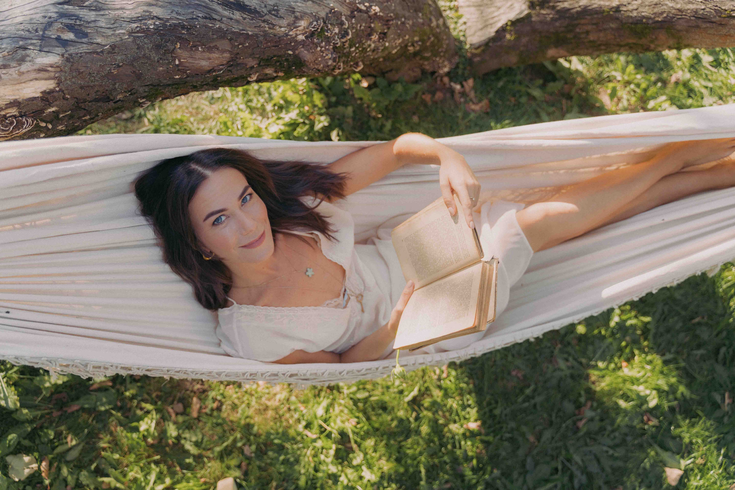 Яблоневый сад и гамак. Фотограф и видеограф в Москве и Абу Даби Мария Кулагина