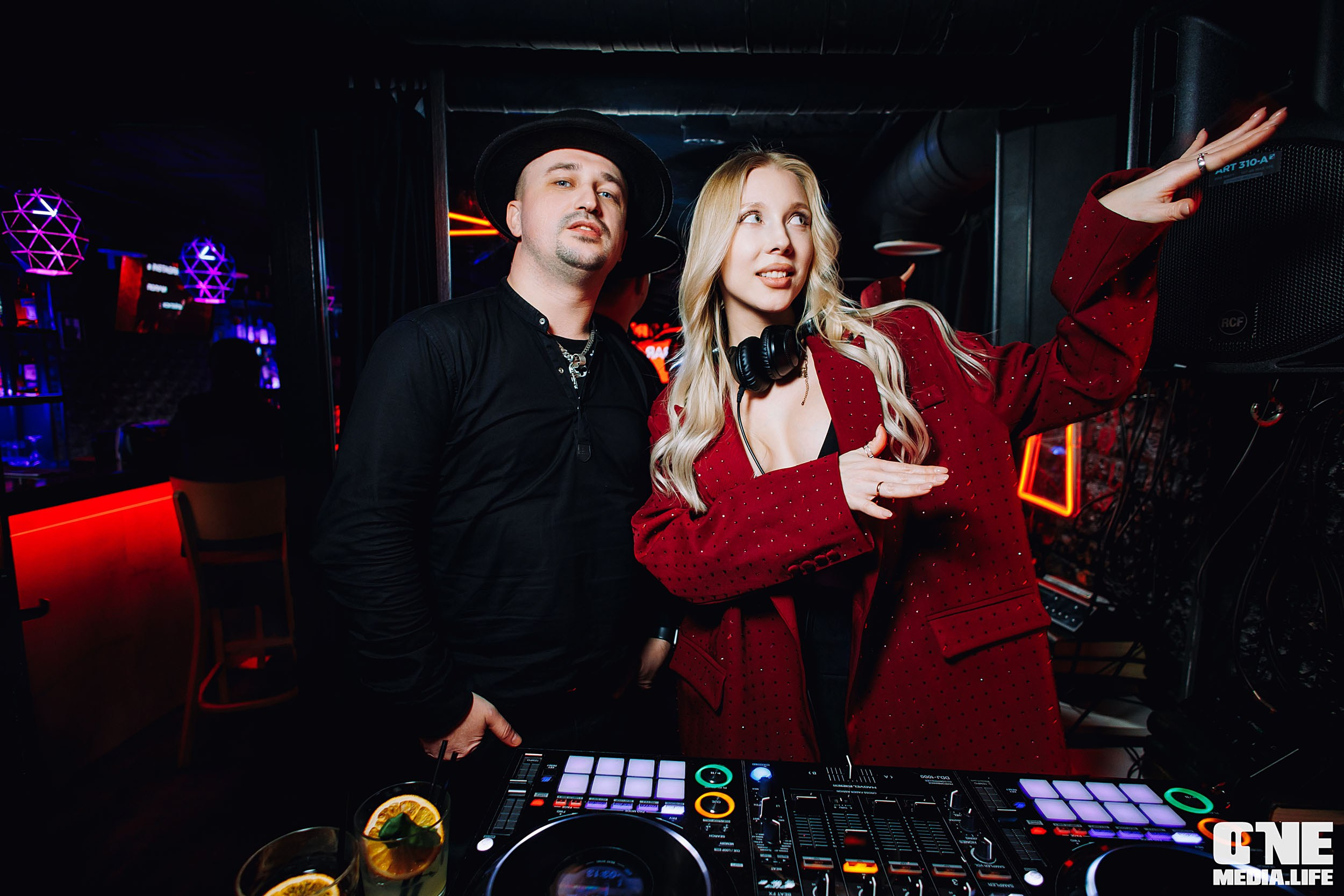 Фоторепортаж из бара Secret. One Media Life: фоторепортажи, фотоотчеты с мероприятий и заведений